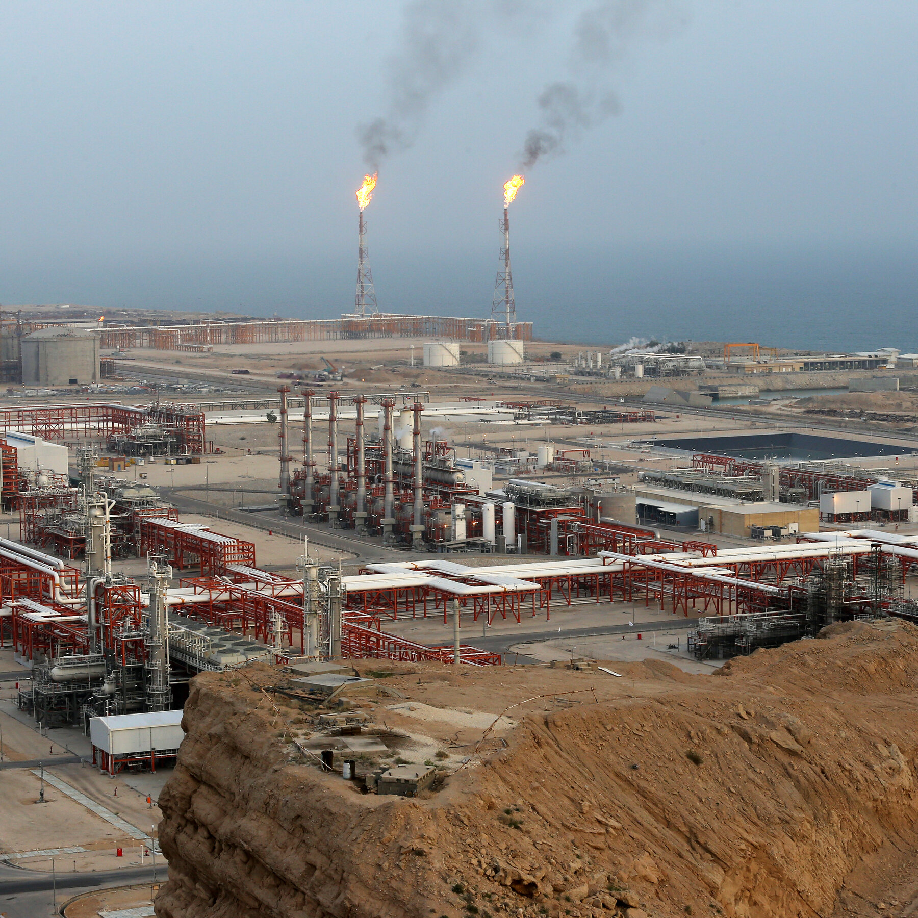 Israel Expands Attack to Include Iran’s Oil and Gas Industry