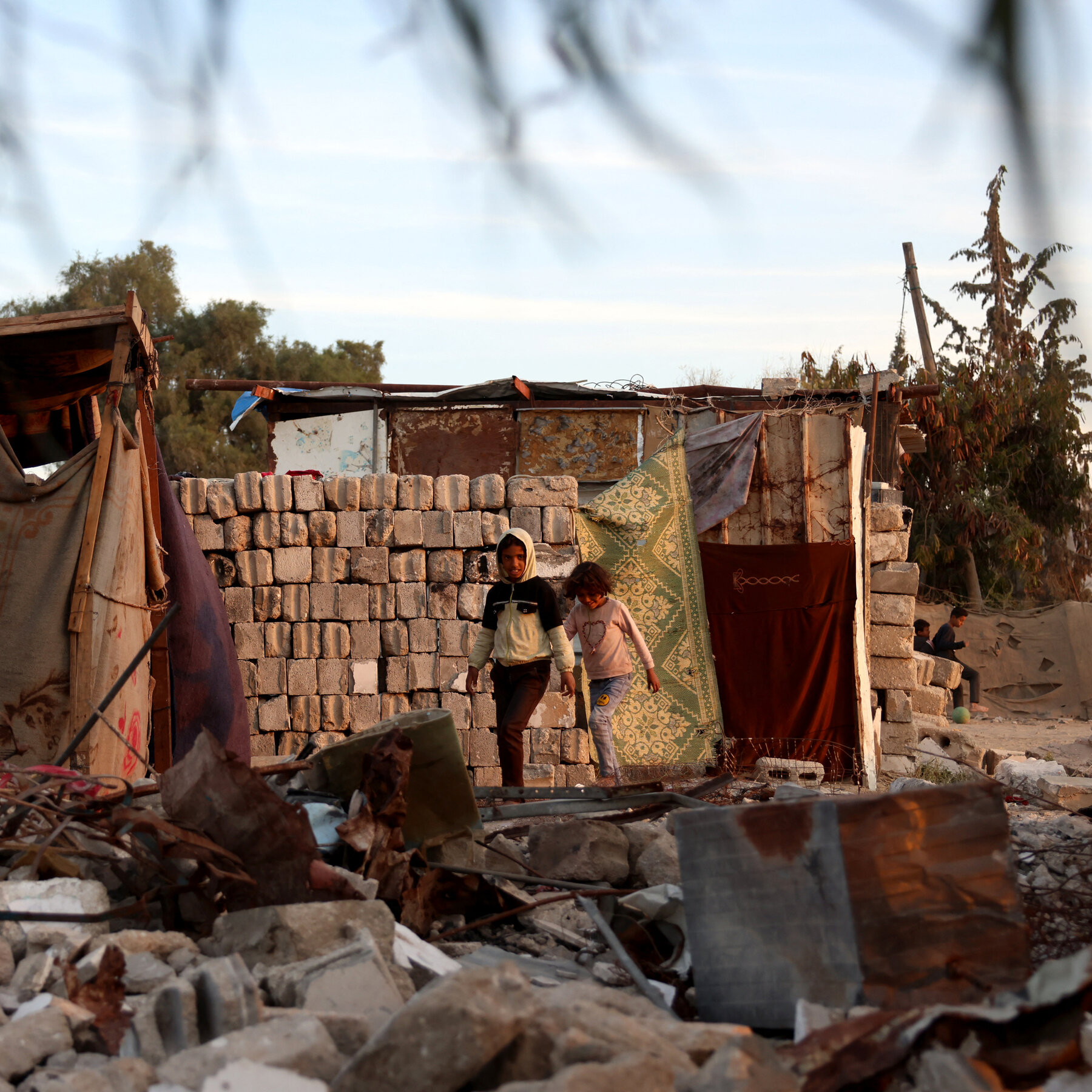 Israel-Hamas Cease-Fire Talks Gain Steam, Officials Say