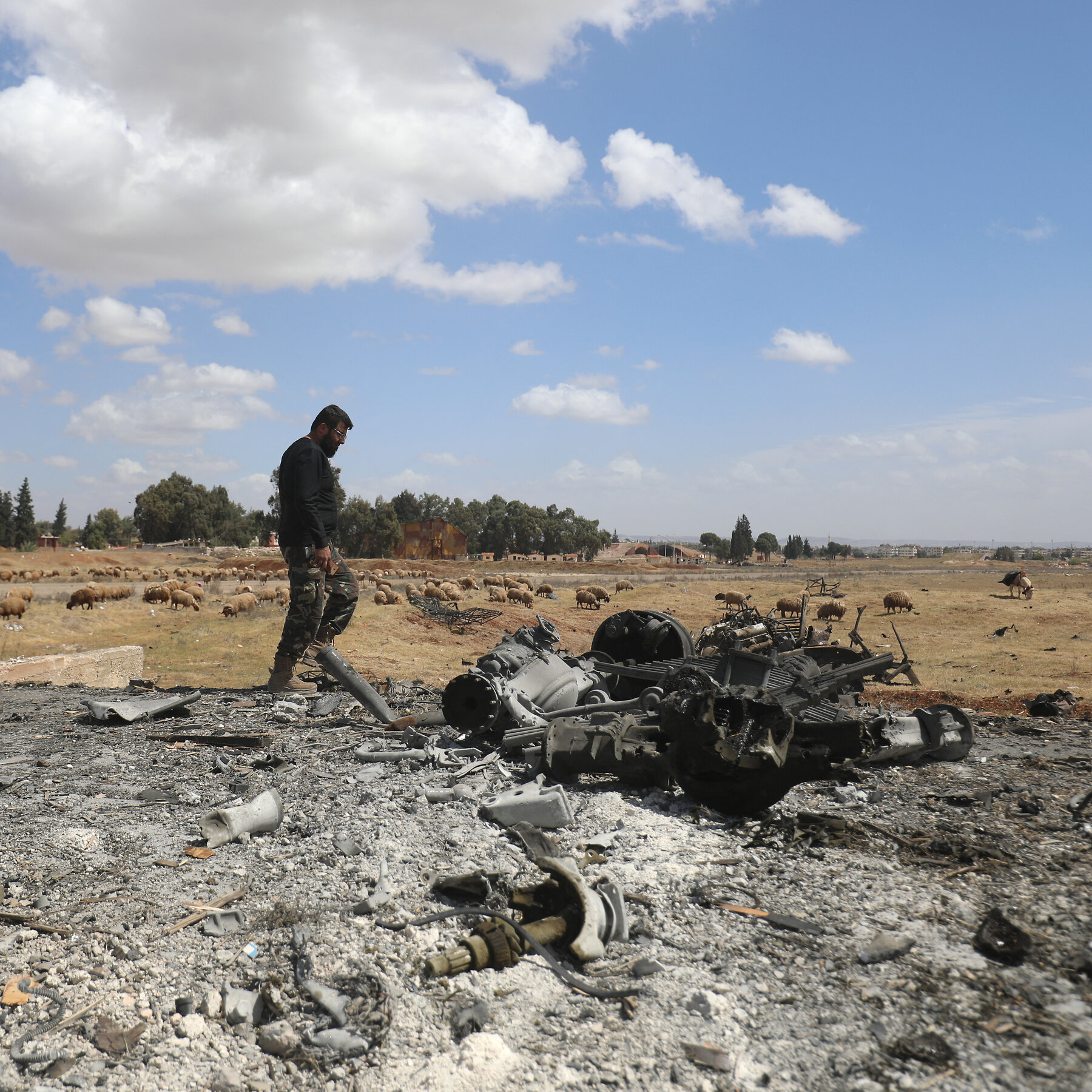 Israel Hits Syria With New Strikes and Ground Raid as Tensions Soar