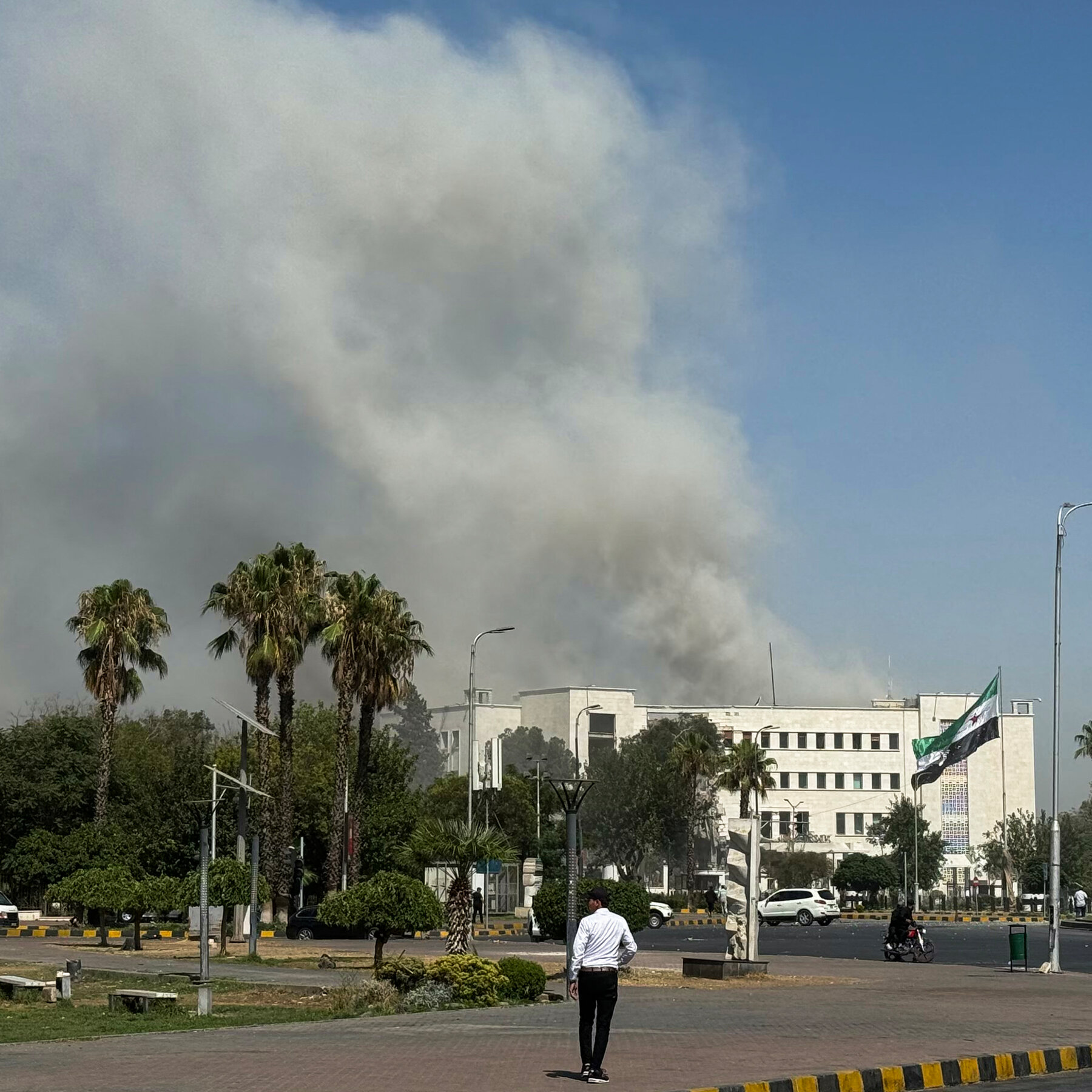 Israel Strikes Syria’s Capital, Sending Warning to Government