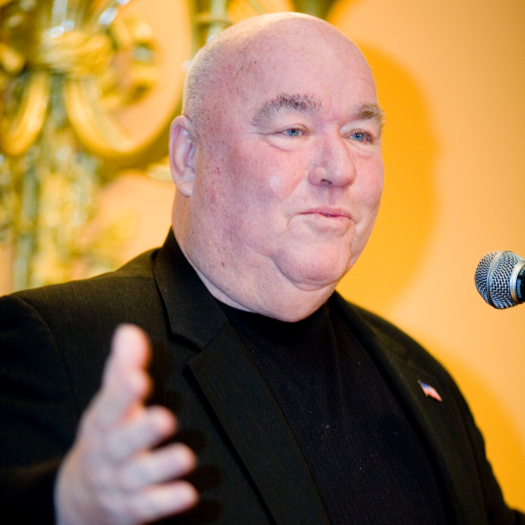 Jim Murray, Football Executive and Charity Founder, Dies at 87