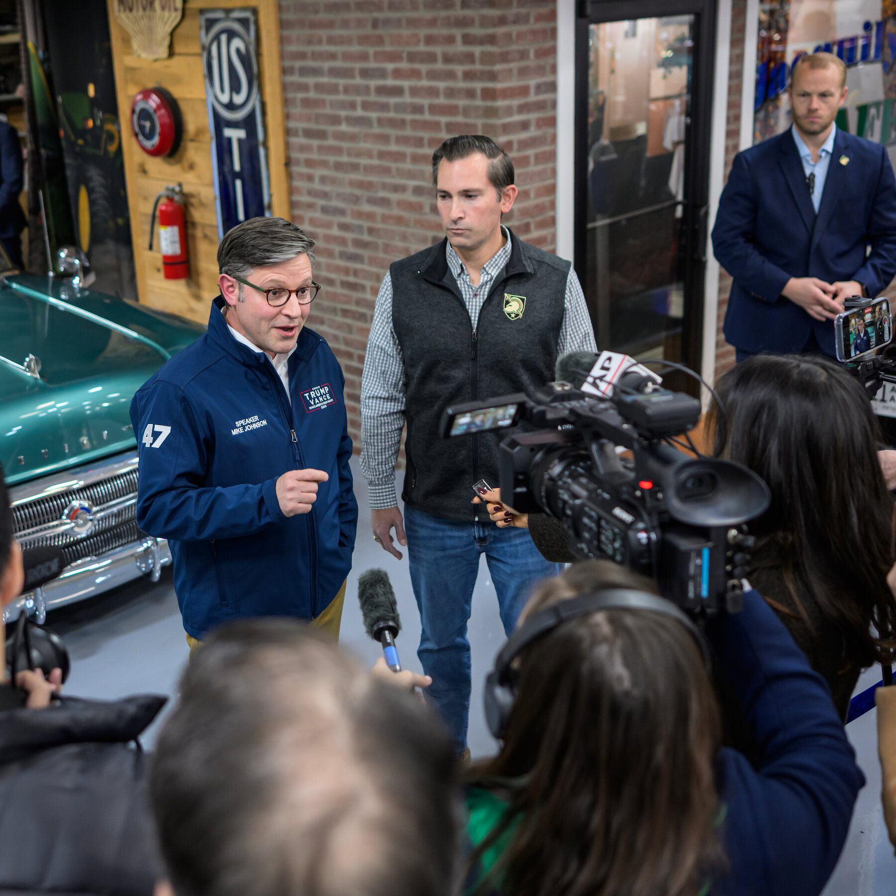 Johnson and Trump Try to Avoid an Upset House Loss in Tennessee