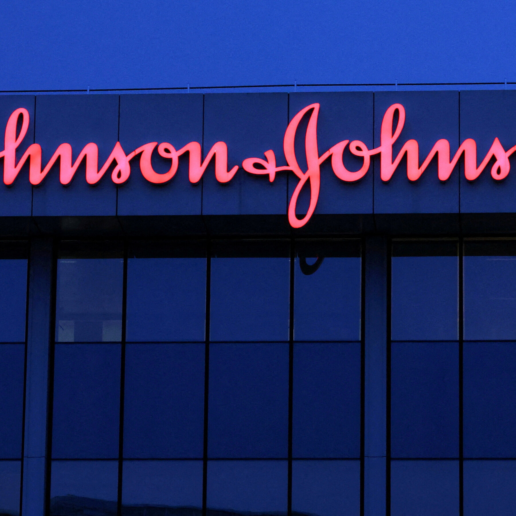 Johnson & Johnson Loses in Court Again in Bid to Settle Talc Cases