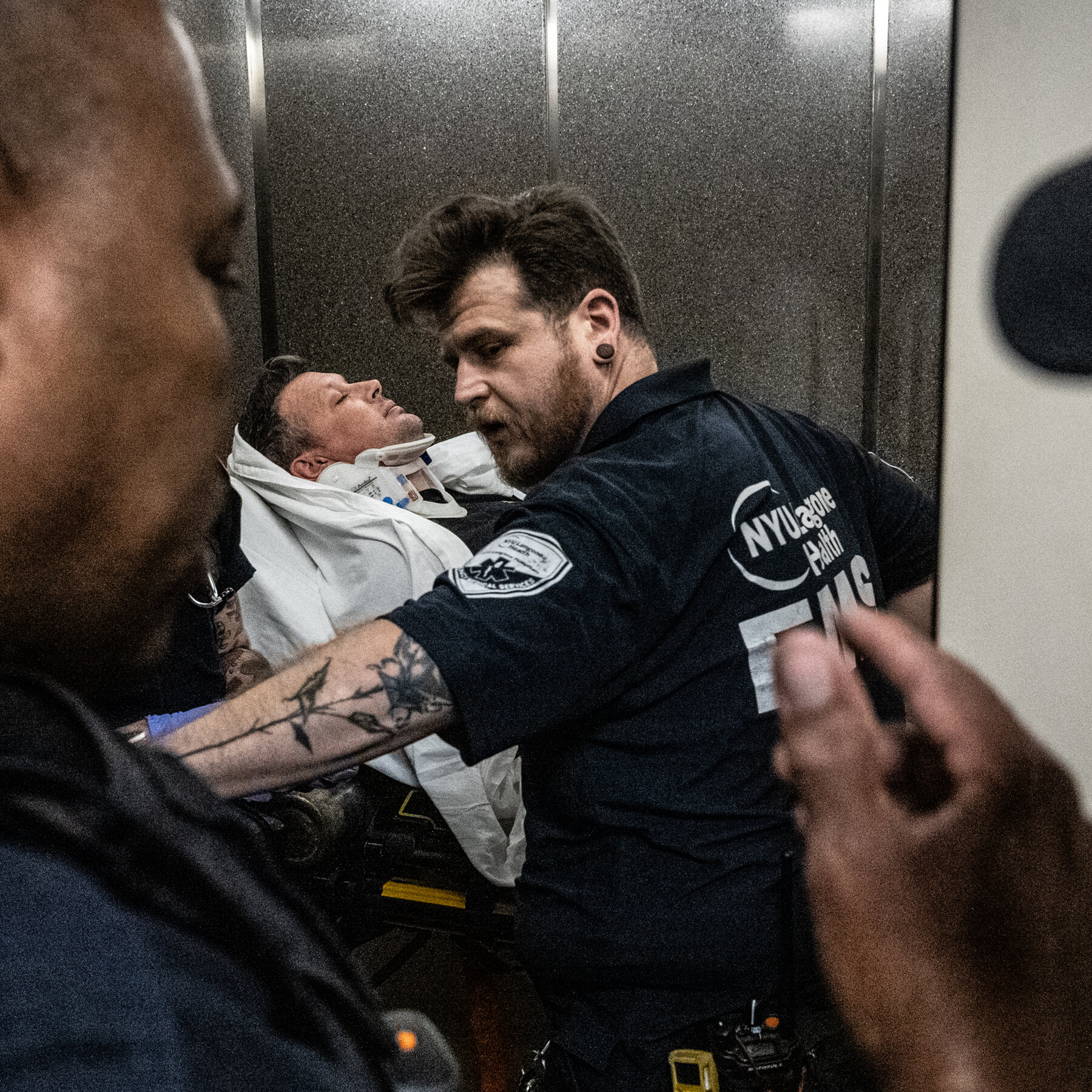 Journalist Injured in Chaotic Scene at New York Immigration Court