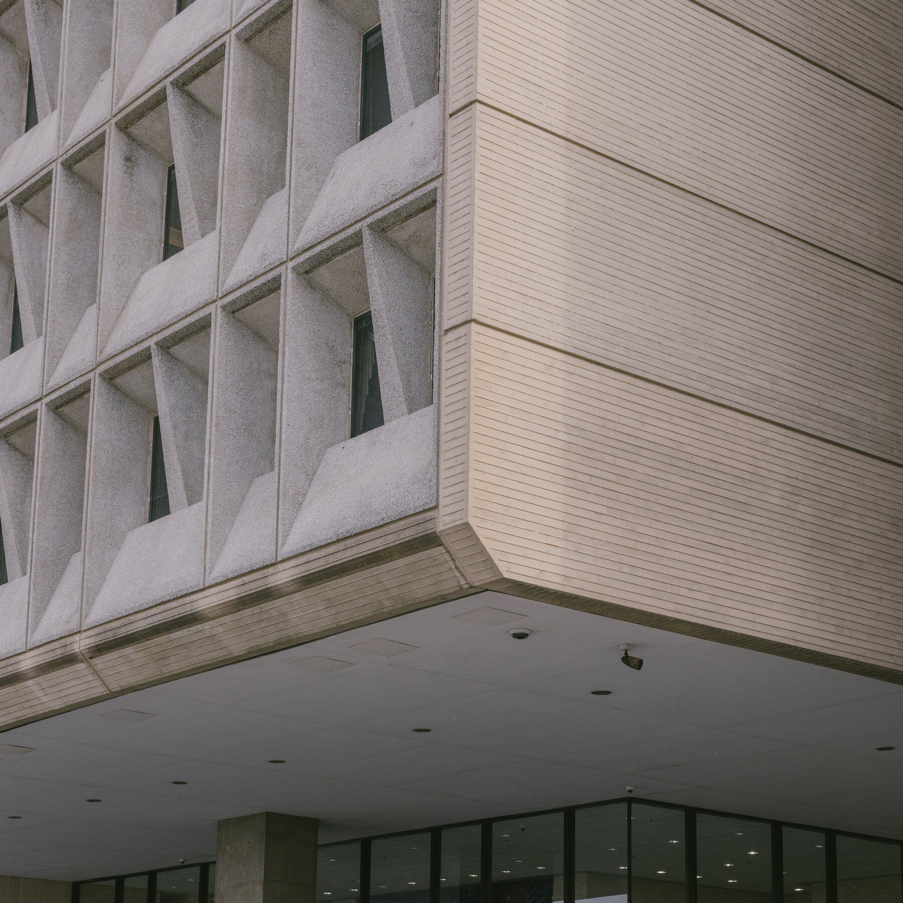 Judge Blocks H.H.S. From Terminating $11 Billion in Public Health Grants