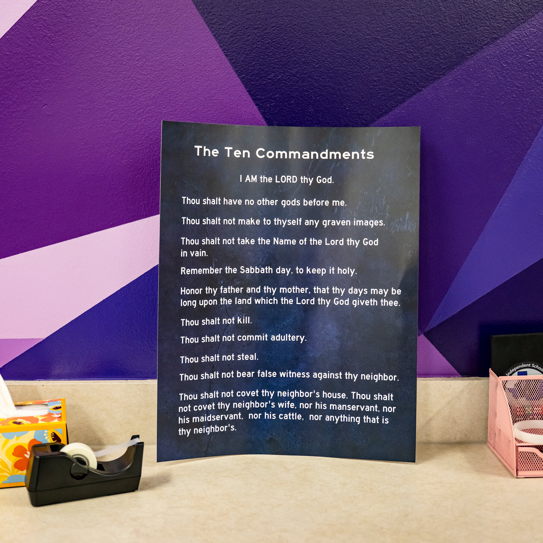 Judge Halts Texas Law Mandating the Ten Commandments in School