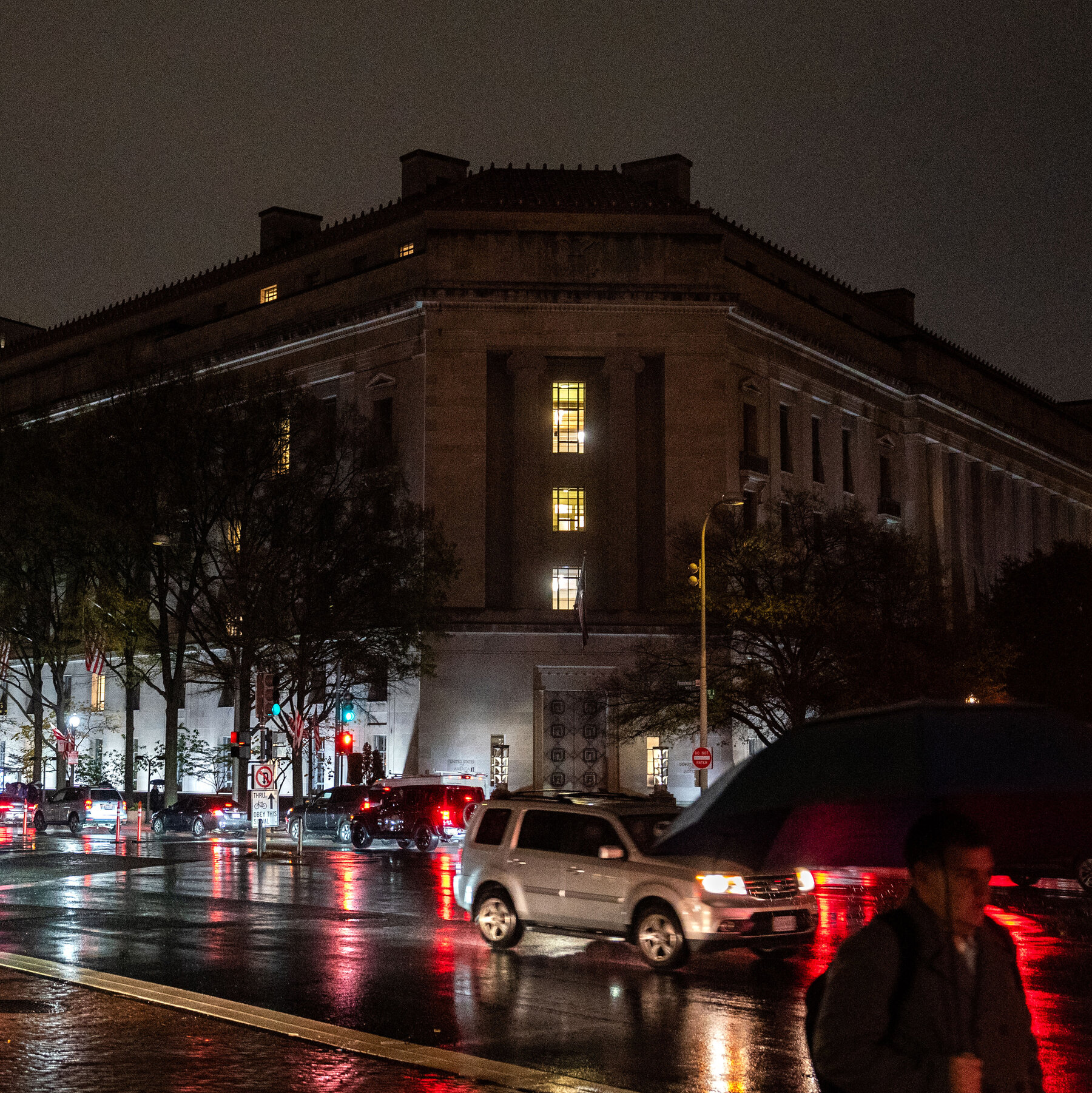 Justice Dept. Indicts 12 Chinese in Hacking Plot Against U.S. Targets