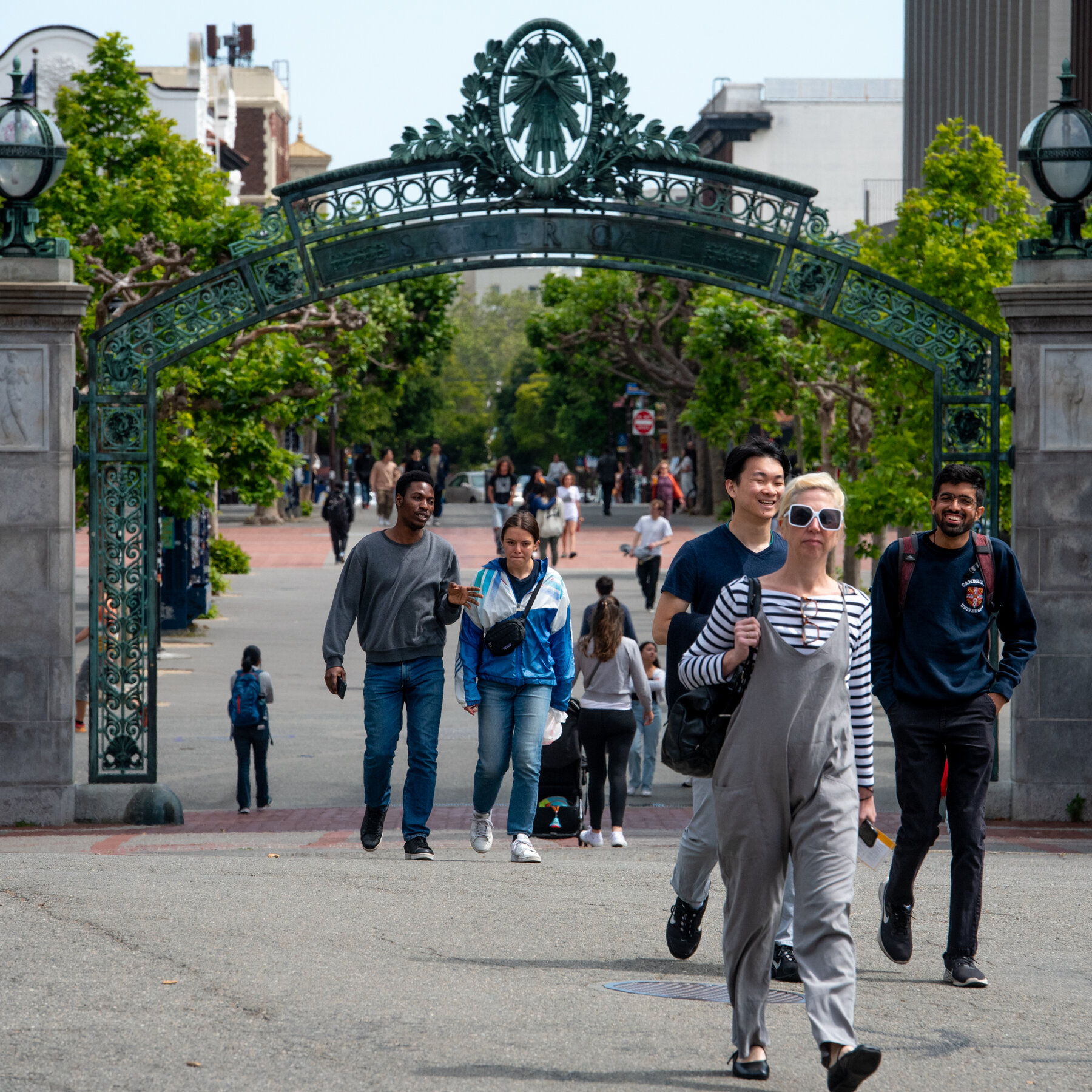 Justice Dept. Will Investigate California Universities Over Race in Admissions