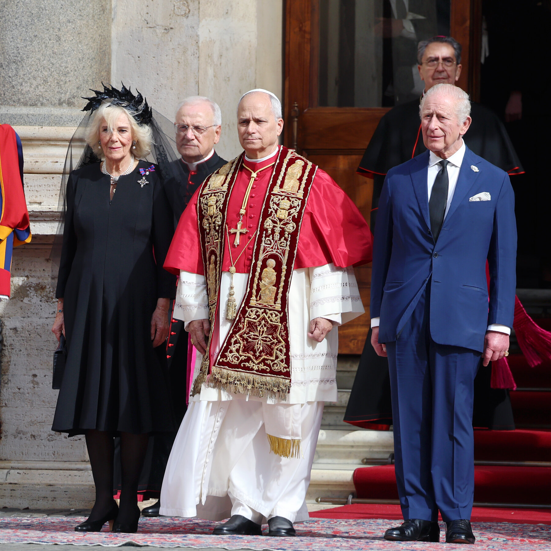 King Charles and Pope Leo Pray Together in Groundbreaking Moment