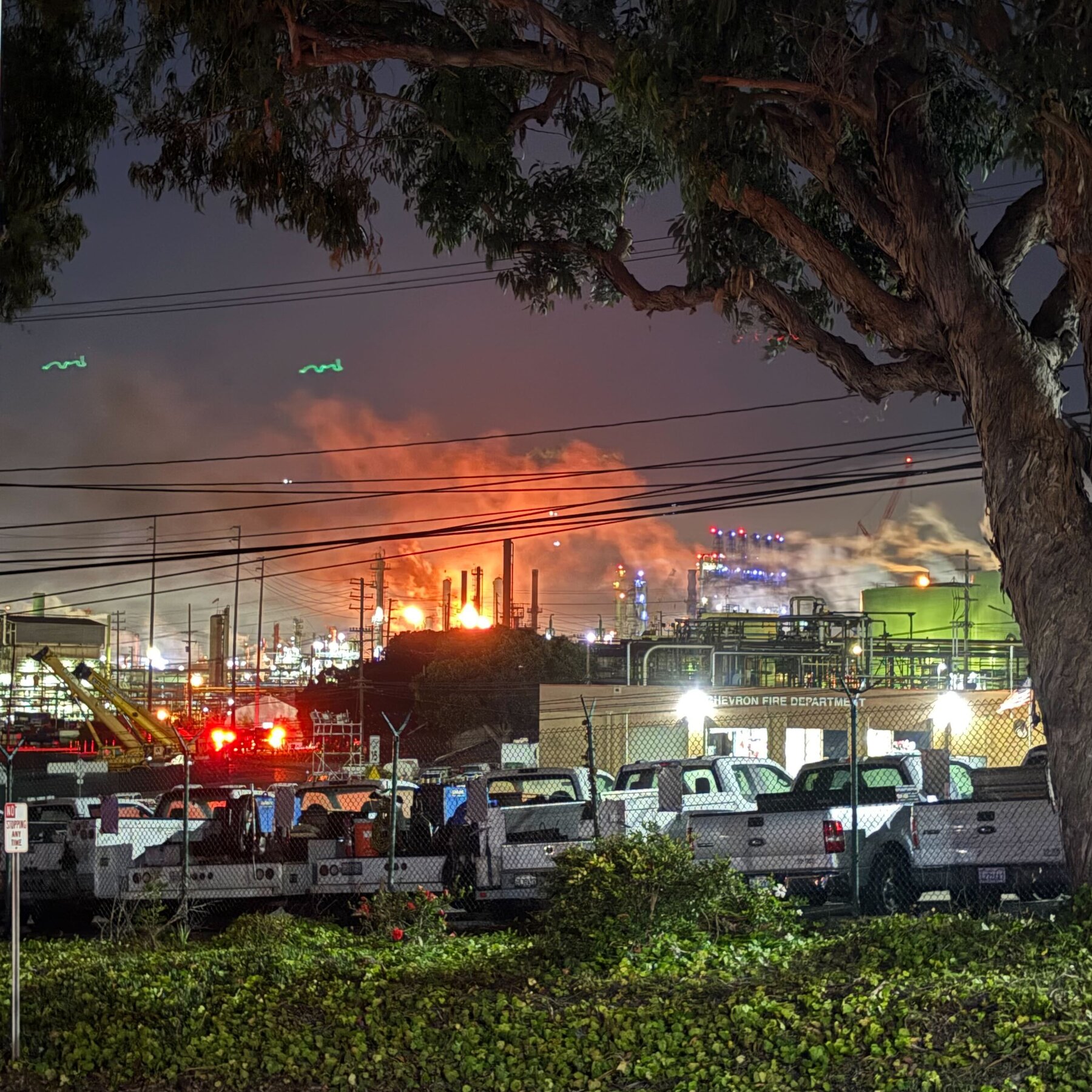 Large Fire Burns at Chevron Refinery in El Segundo
