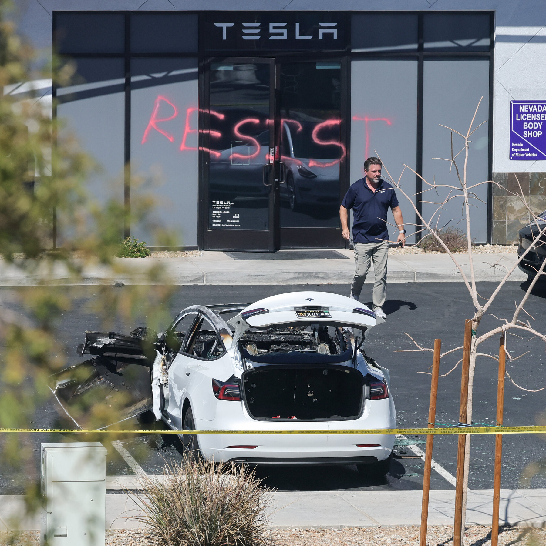 Las Vegas Man Faces State and U.S. Arson Charges in Torching of Tesla Vehicles