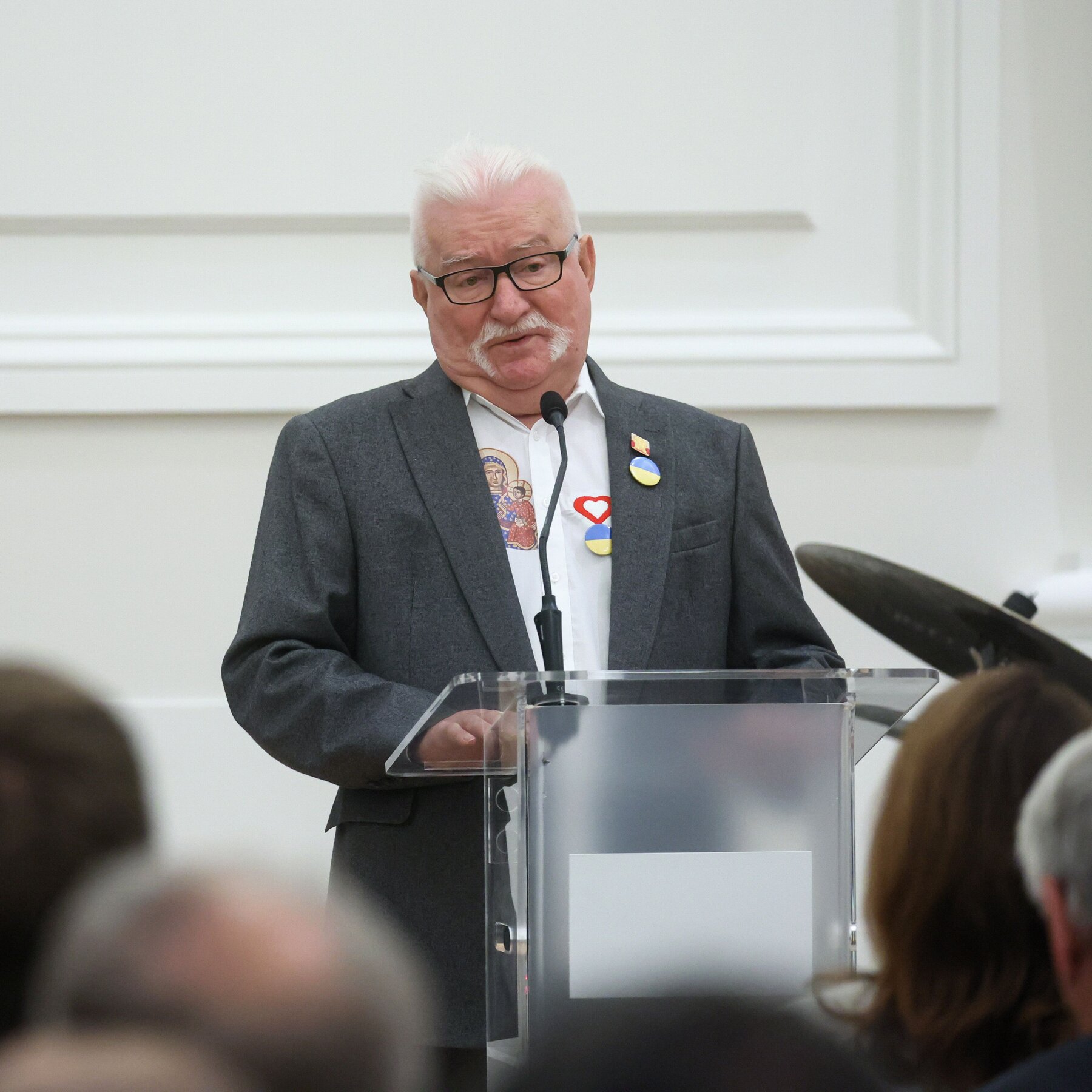 Lech Walesa and Polish Political Prisoners Voice ‘Horror’ at Trump’s Scolding of Zelensky
