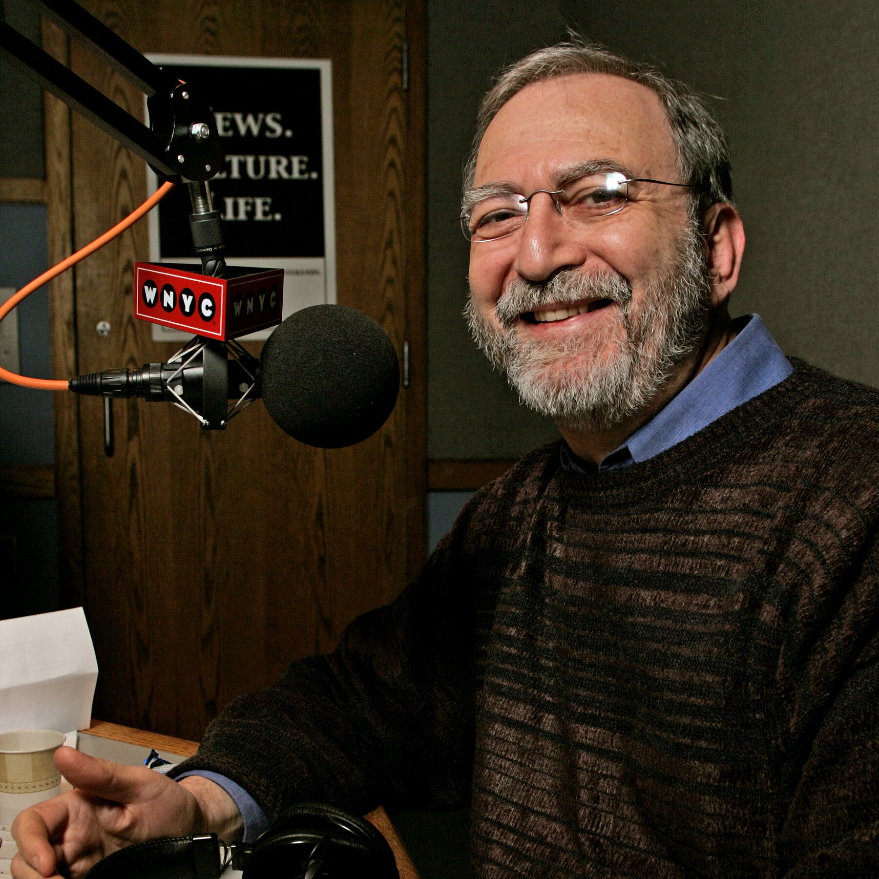 Leonard Lopate, Longtime New York Radio Host, Dies at 84