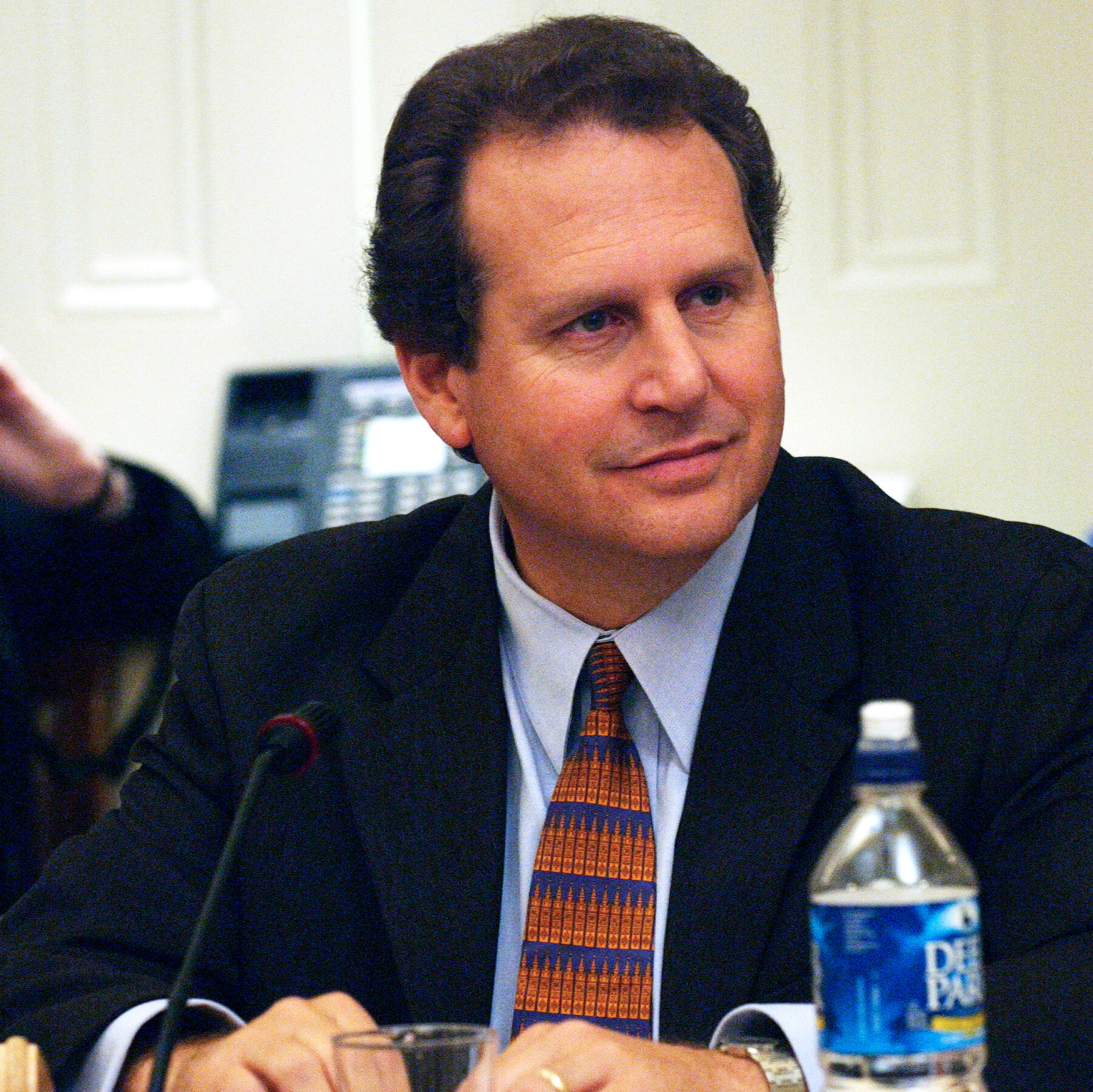 Lincoln Díaz-Balart, a ‘Free Cuba’ Republican in Congress, Dies at 70