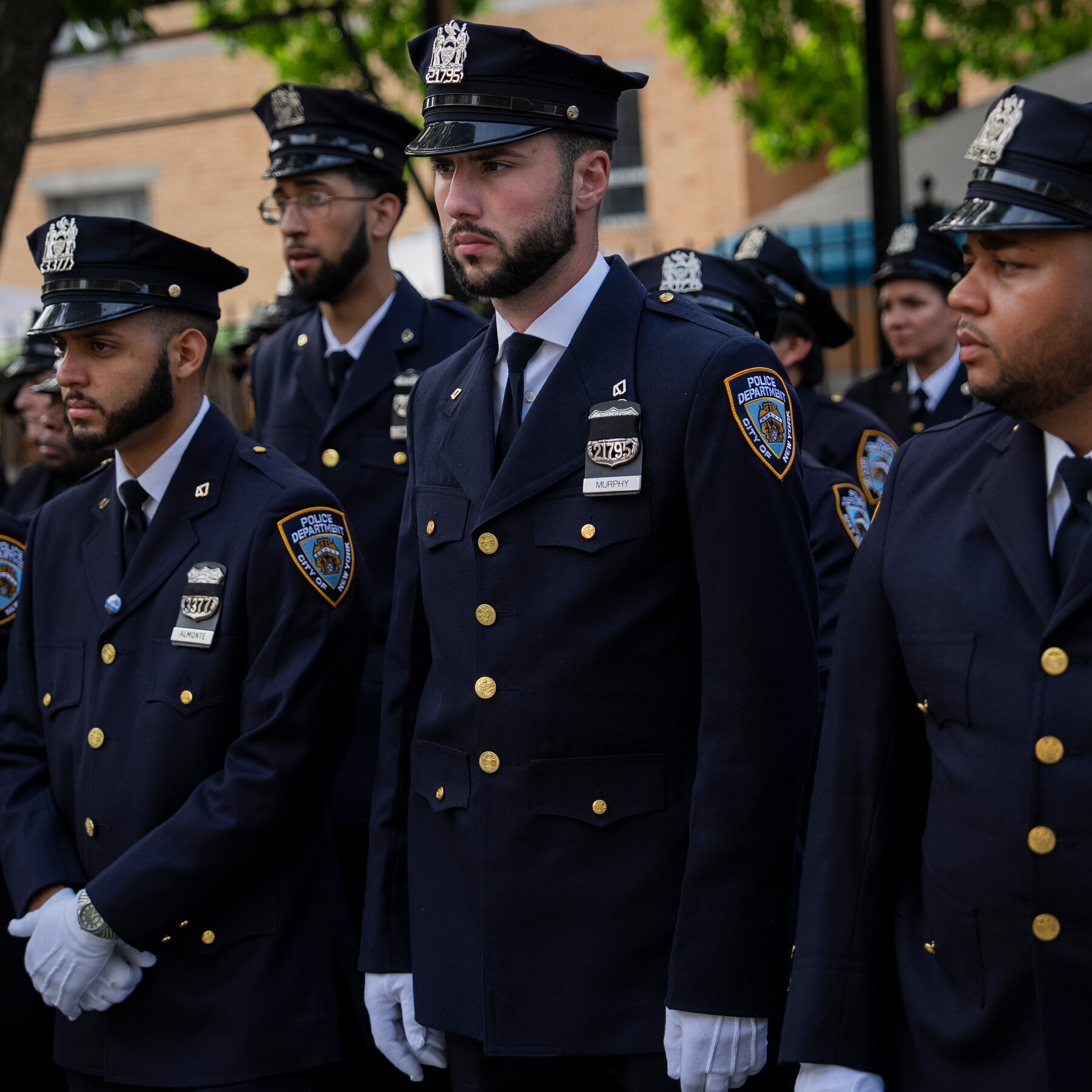 Live Updates: Crowds Gather for Funeral of Officer Slain in Manhattan