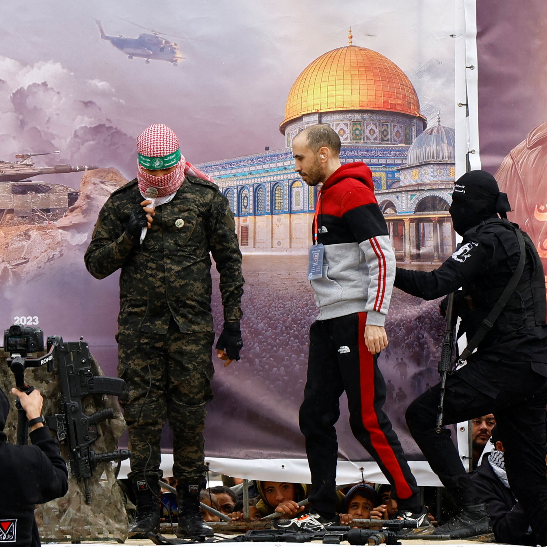 Live Updates: Hamas Starts Releasing More Hostages