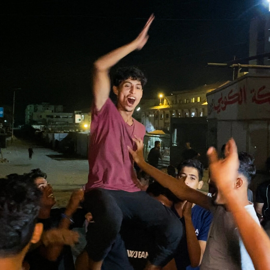 Live Updates: Israel and Hamas Agree to Hostage and Prisoner Exchange
