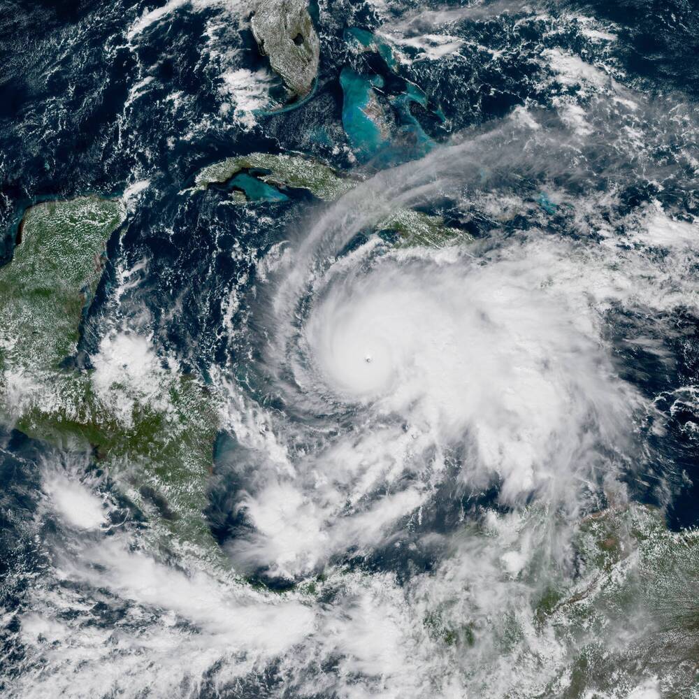 Live Updates: Jamaica Prepares for Direct Hit From Hurricane Melissa