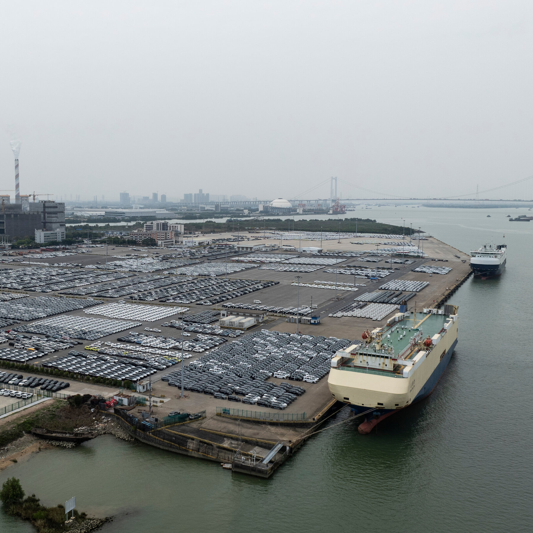Live Updates: Trade War Escalates as China Hits Back Again at U.S.