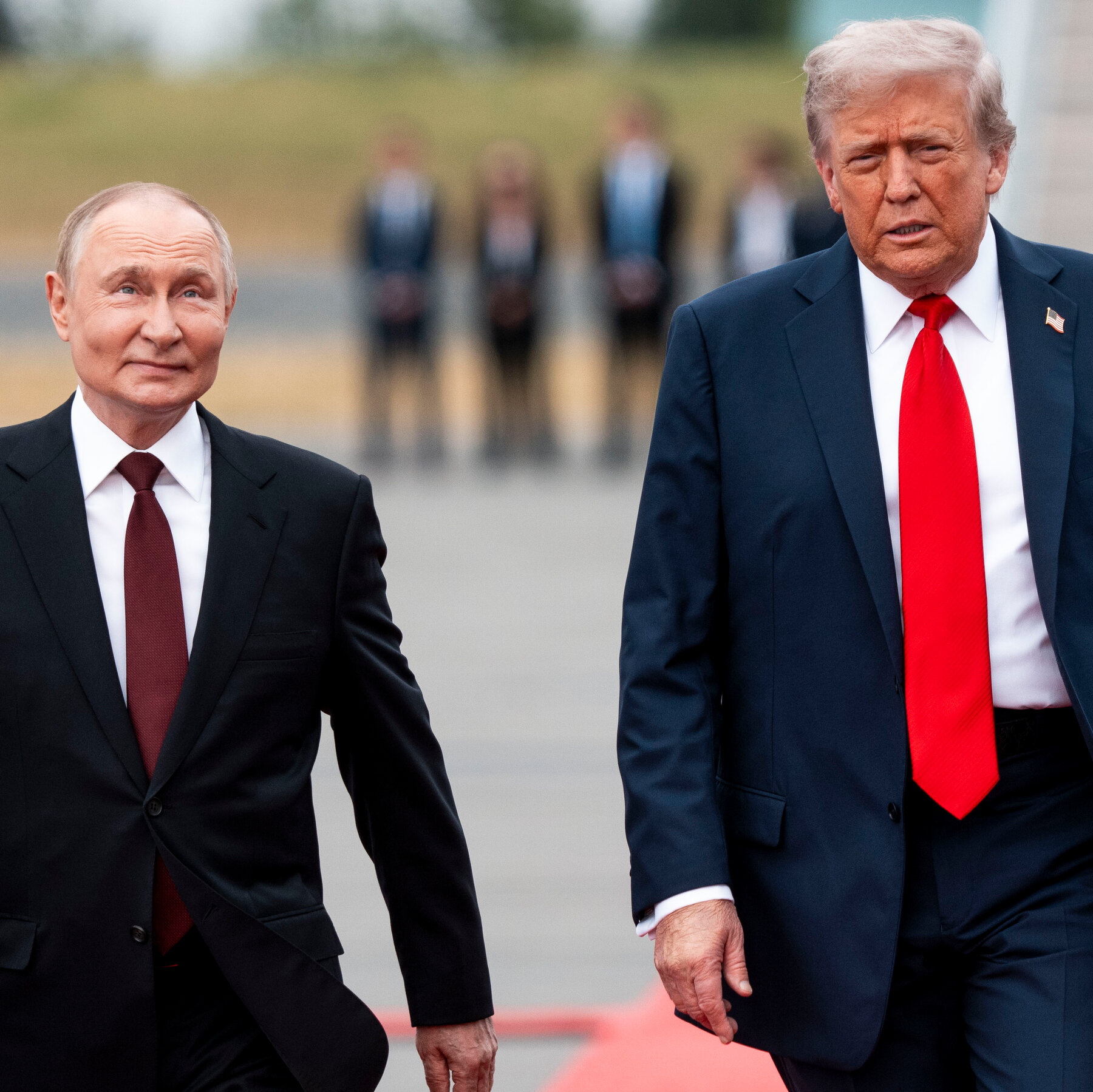 Live Updates: Trump Backs Putin’s Route for Talks, Dashing Ukraine’s Hopes for Swift Cease-Fire