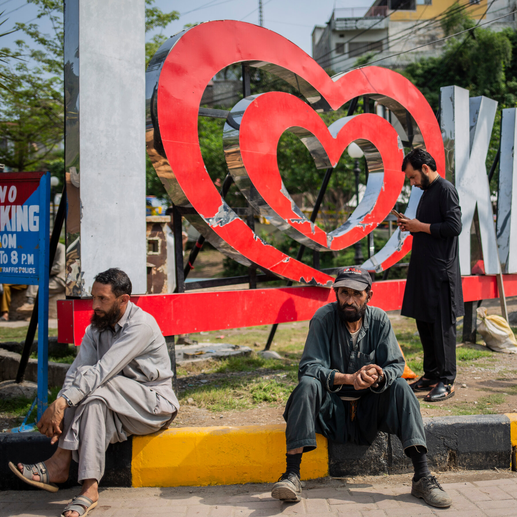 Locals in Pakistani Kashmir Fear Being the First to Face India’s Ire