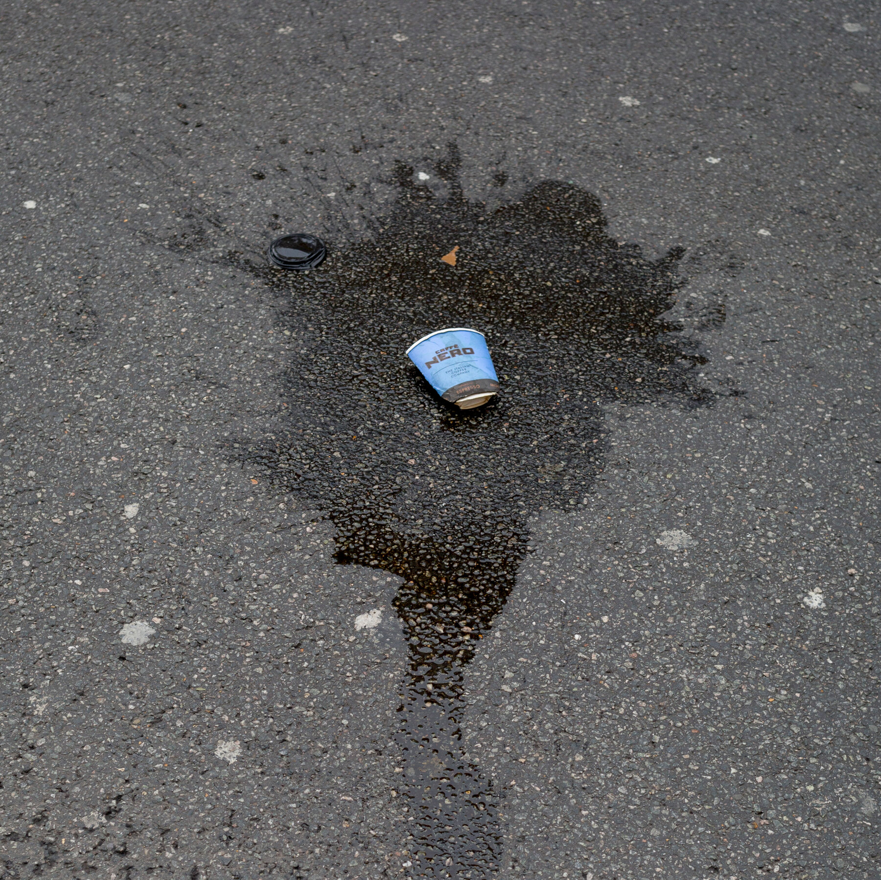 London Woman Fined After Pouring Coffee in Drain Gets a Break
