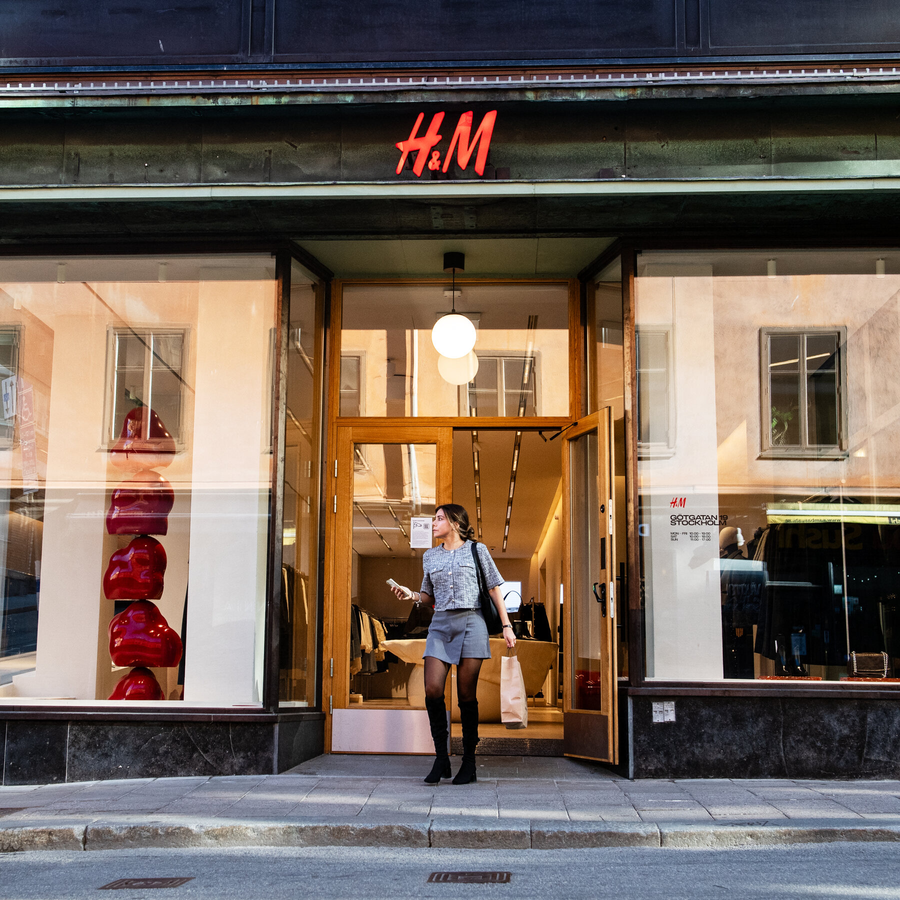 Look Again: That H&M Model Showing Off a New Look May Be a Digital Clone