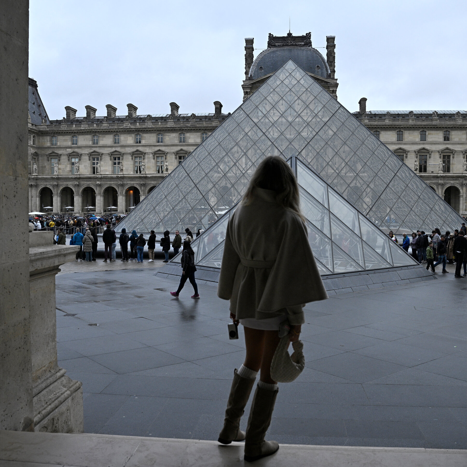 Louvre Heist: What to Know About the Suspects and Investigation