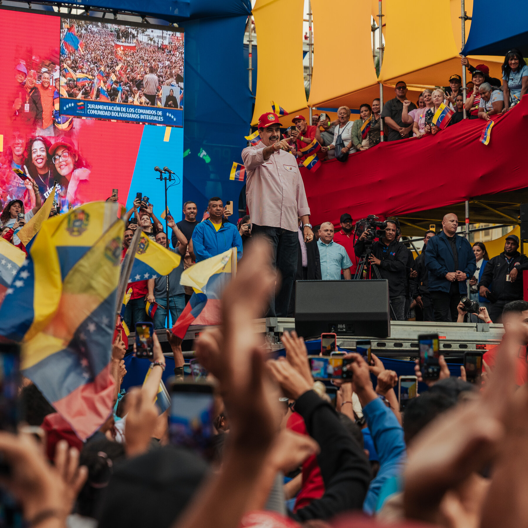 Maduro Faces His Ultimate Fight as Trump Threatens Military Action in Venezuela