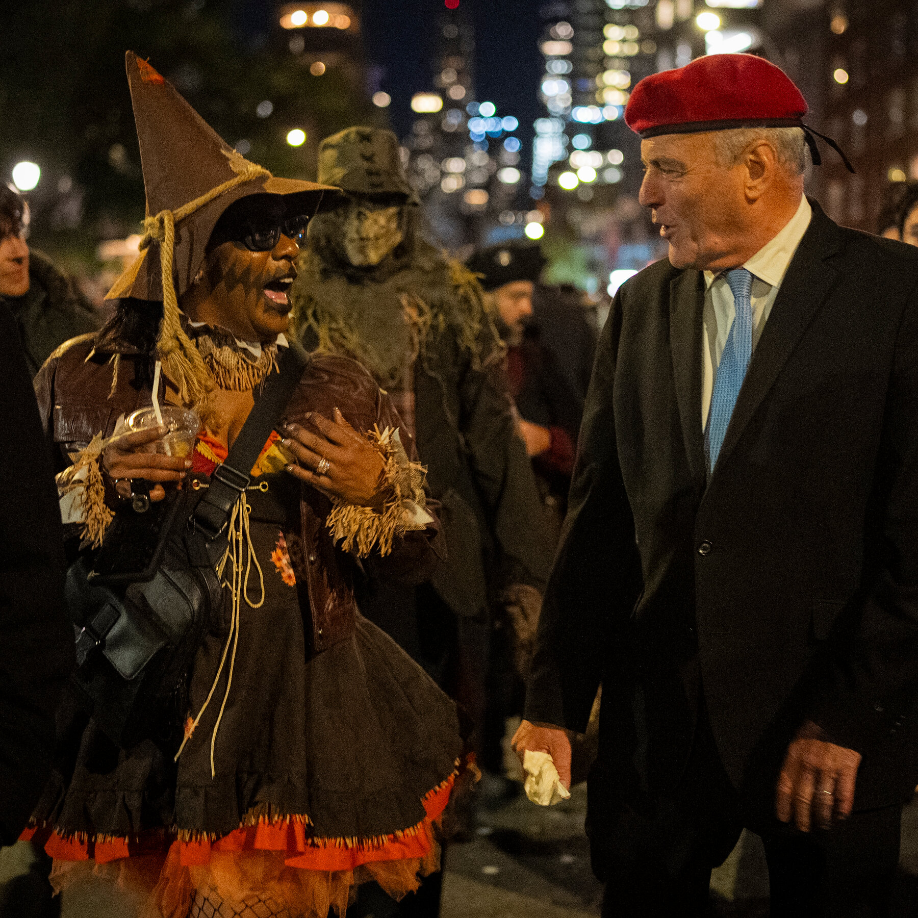 Mamdani and Sliwa Mingle With Costumed New Yorkers, Some Dressed as the Mayoral Candidates