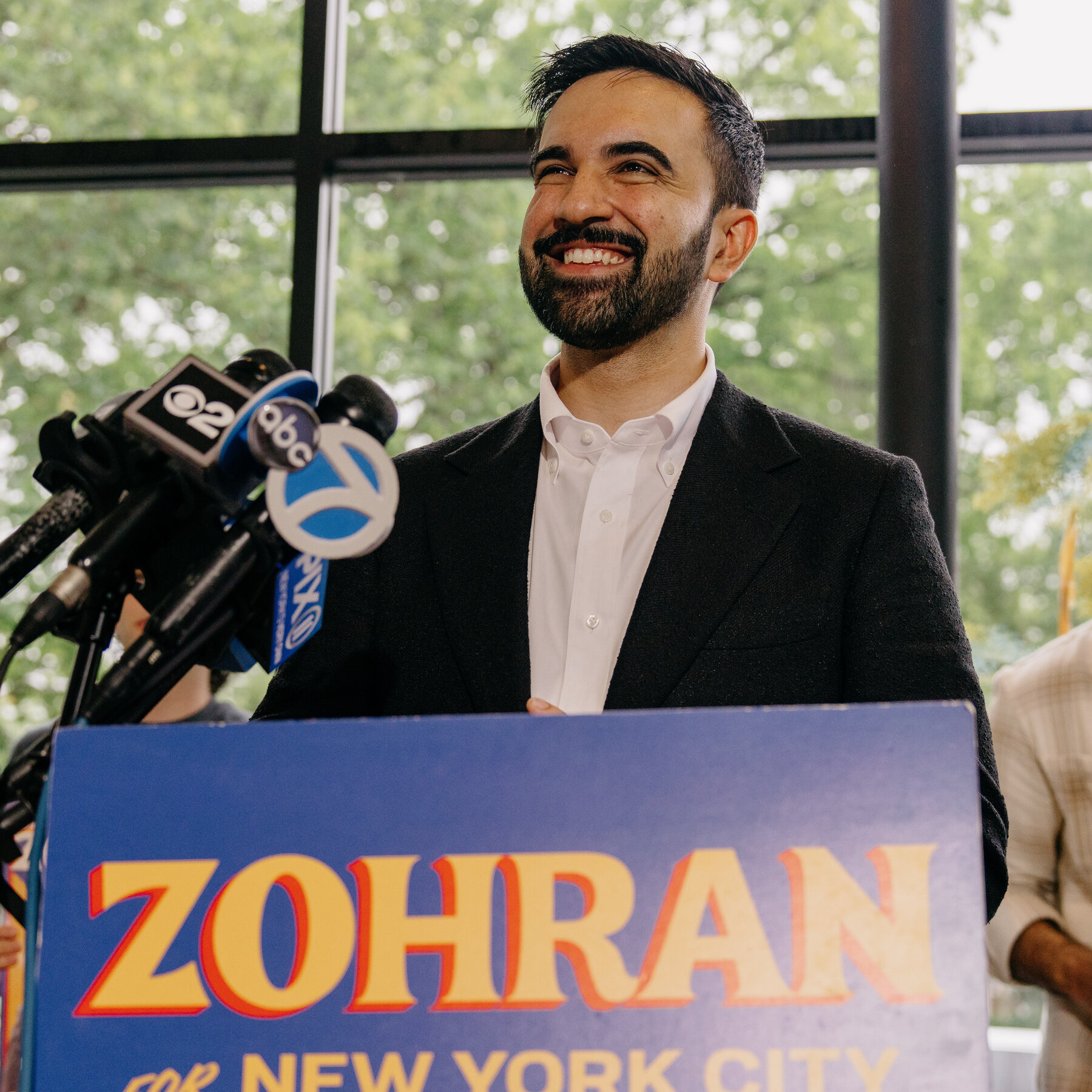 Mamdani Won Over N.Y.C. Democratic Voters. Can He Charm Washington?