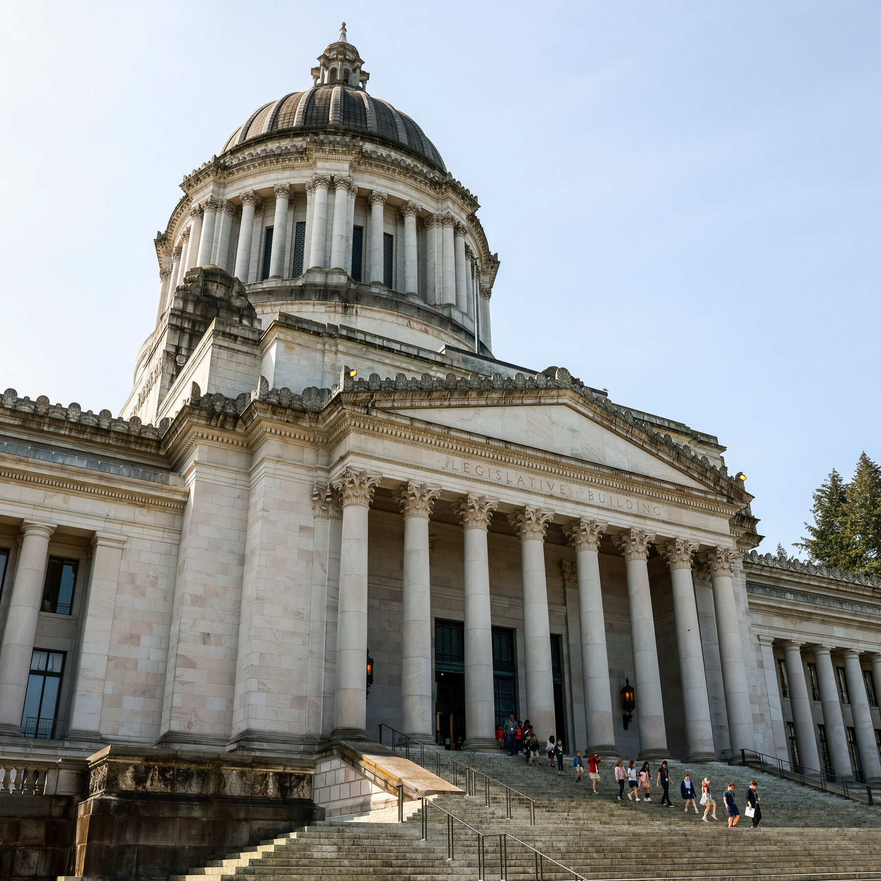 Man Breaks Into Washington State Capitol, Toppling Statues and Setting Fire