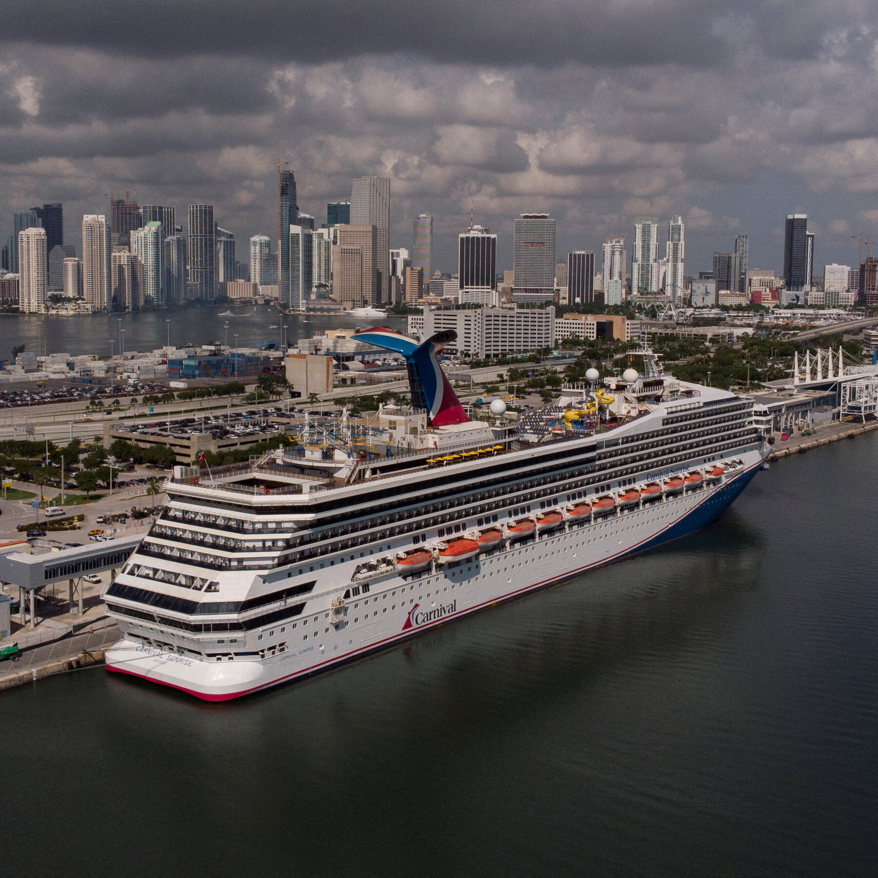 Man Who Sent Bomb Threat to a Cruise His Girlfriend Was On Is Sentenced