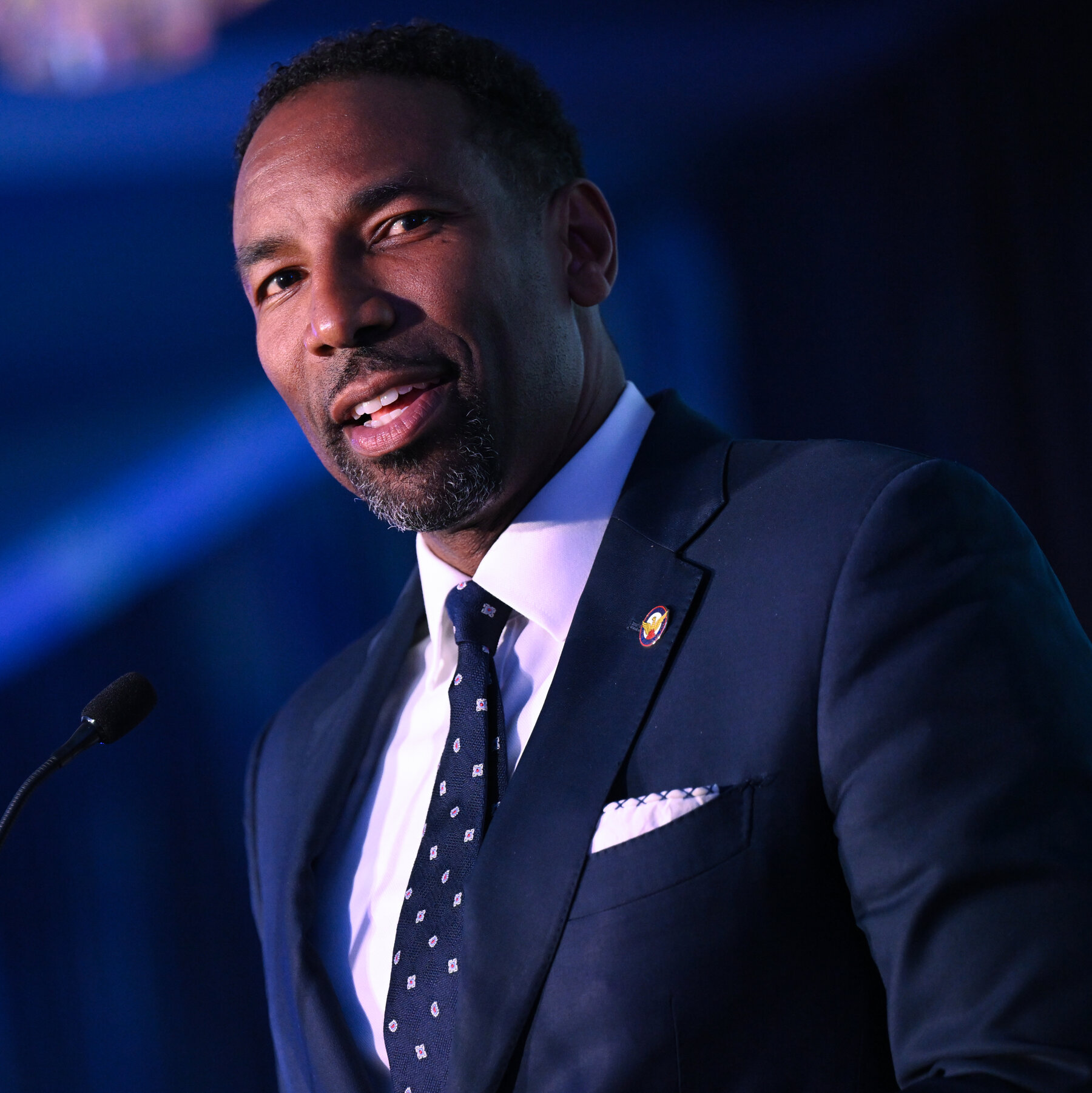 Mayor Andre Dickens Easily Wins Re-election in Atlanta