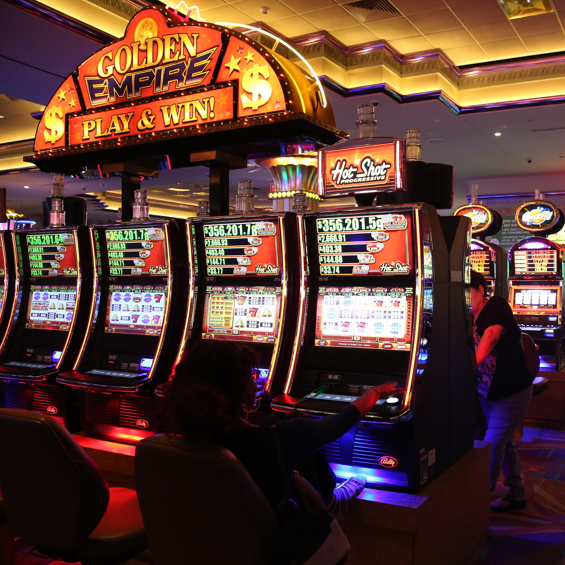 MGM Drops Bid for NY Casino License, Leaving 3 Competitors