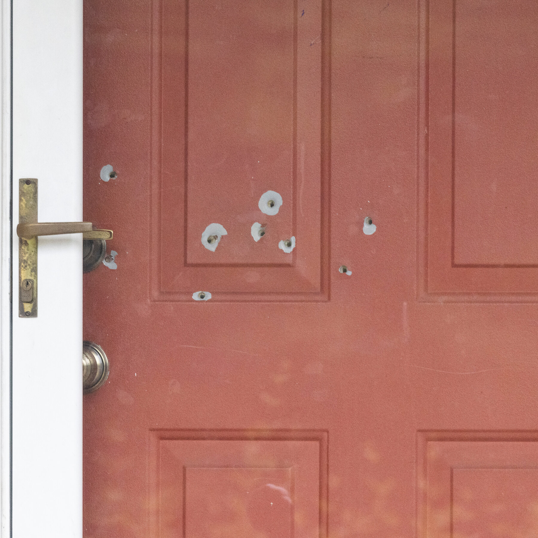 Minnesota Assassin Posed as Police Officer to Carry Out Shootings