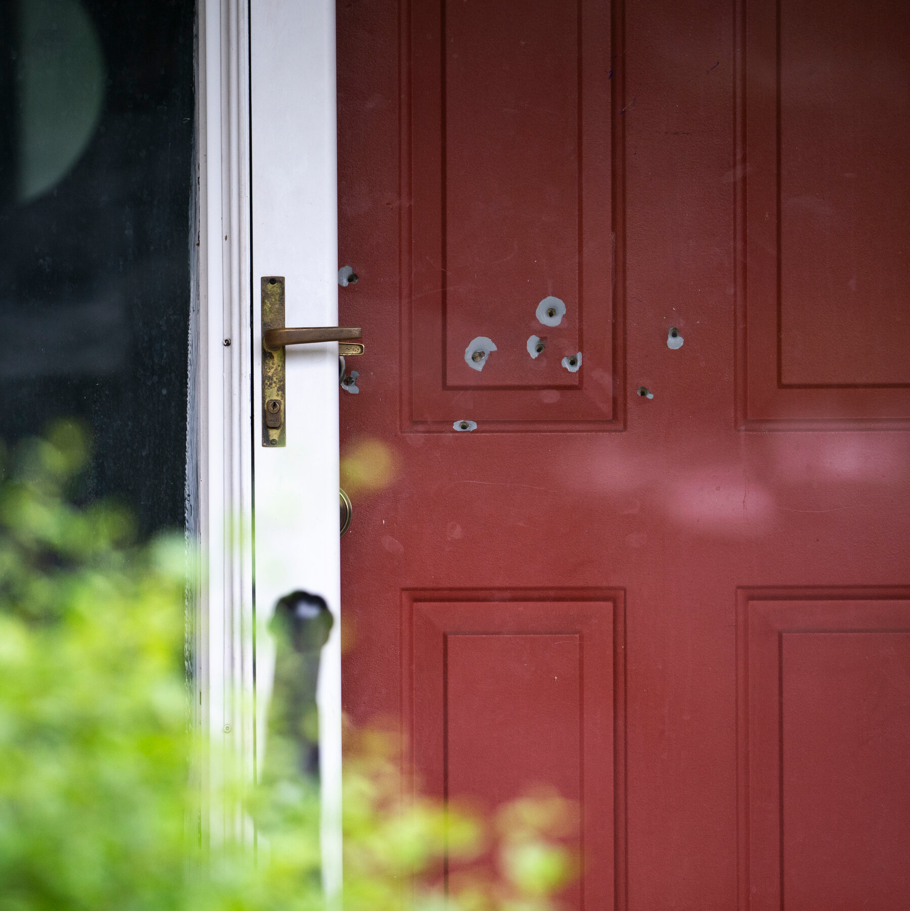 Minnesota Governor Praises Hoffman Family for ‘Heroic Actions’ After Shooting