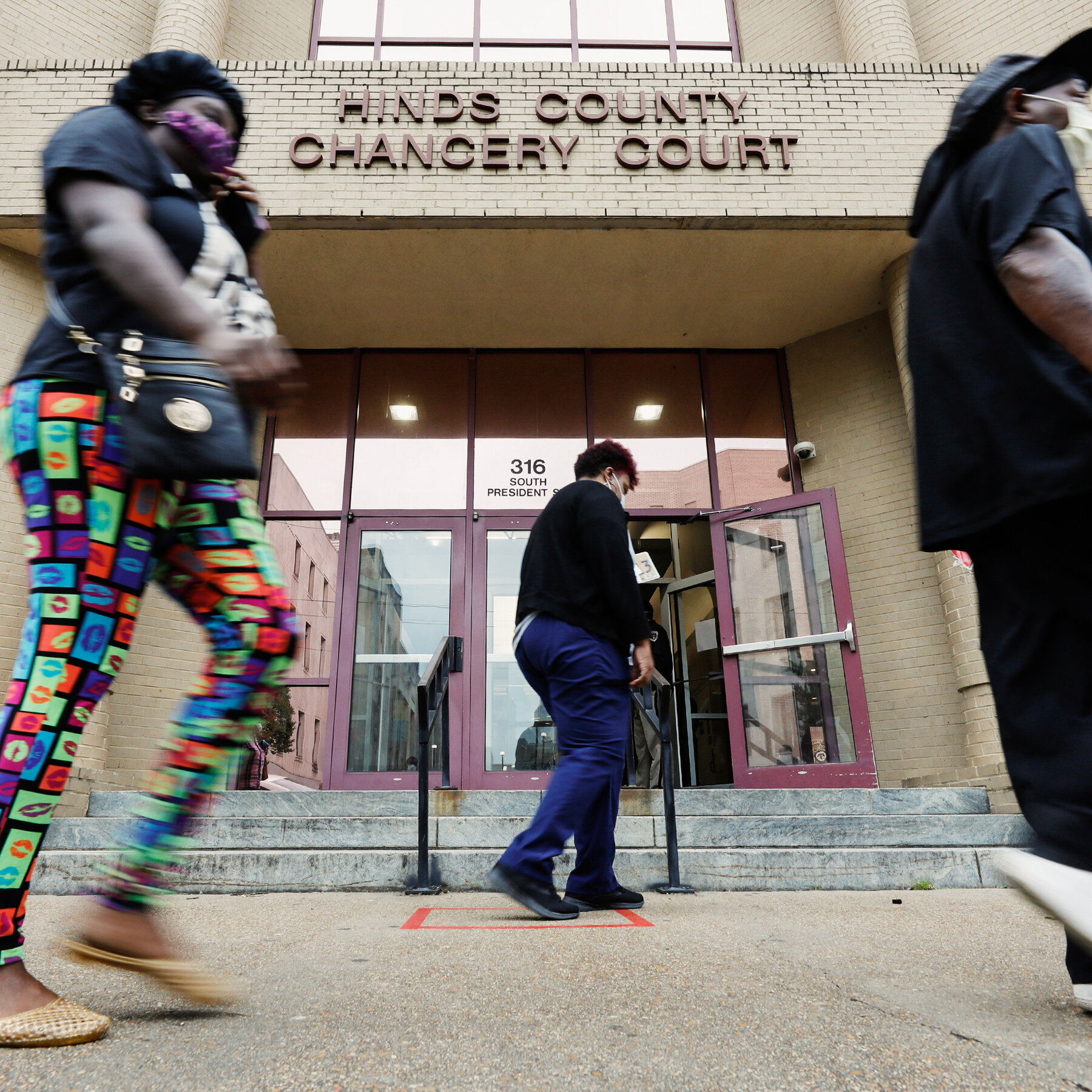 Mississippi Judge Lifts Order That Forced Newspaper to Remove an Editorial