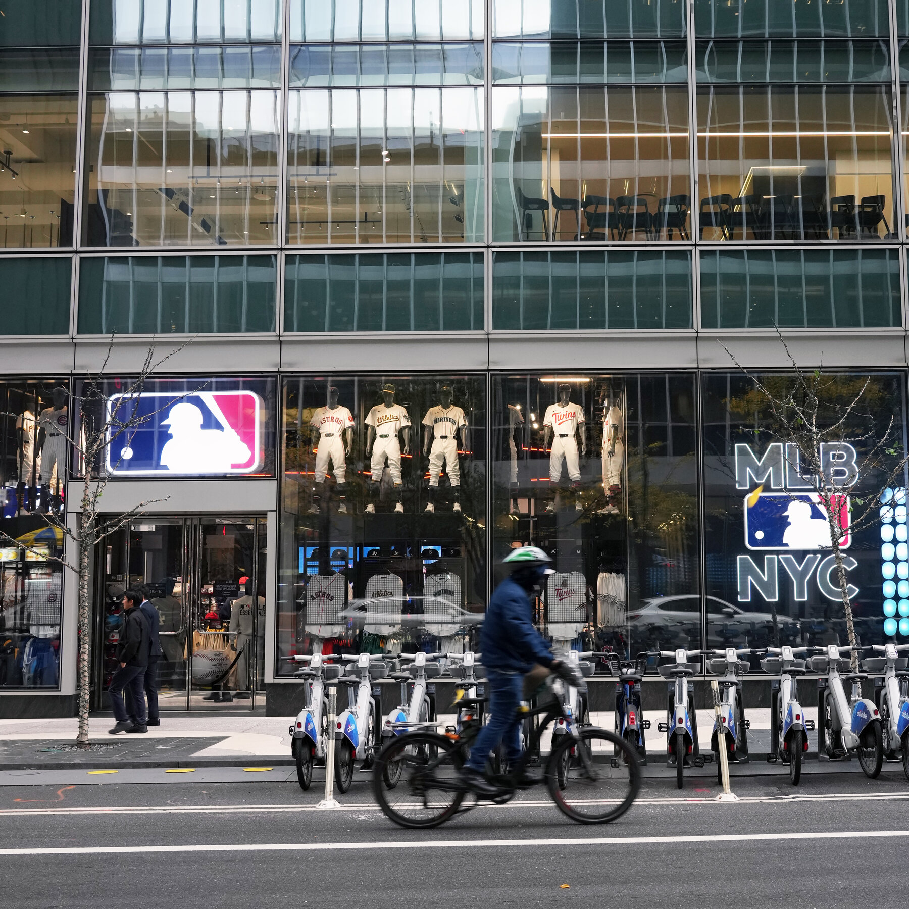 M.L.B. Limits Bets on Individual Pitches After Gambling Charges