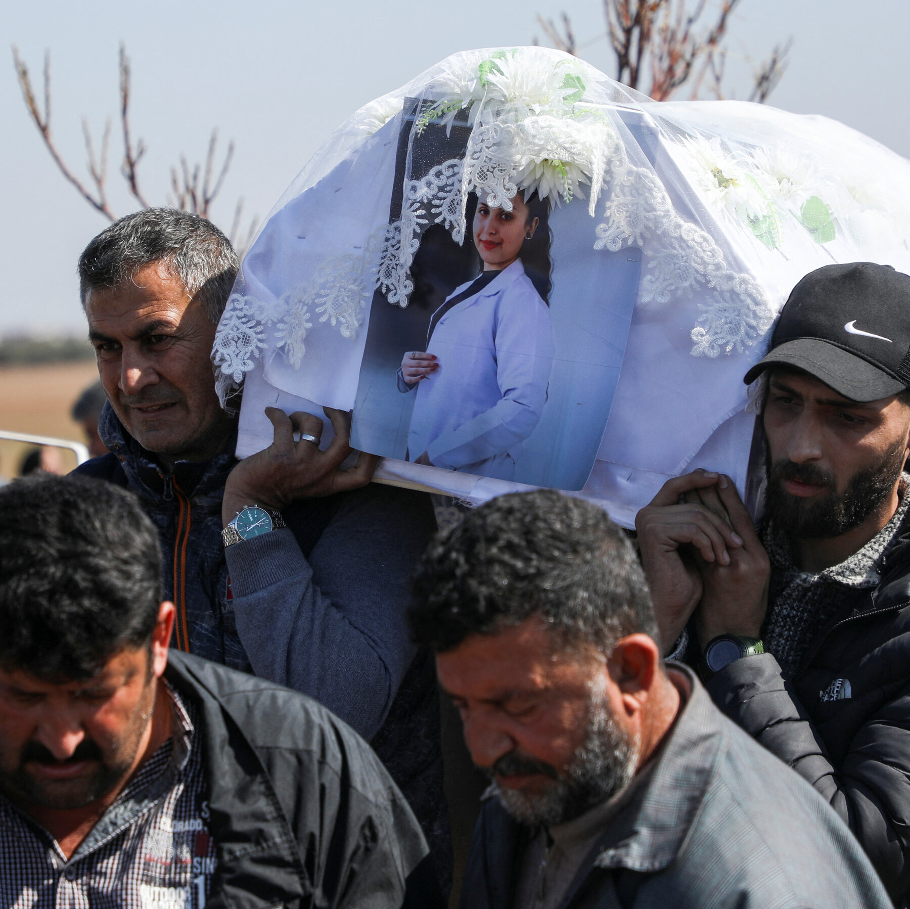 Monday Briefing: Violence Continues in Syria