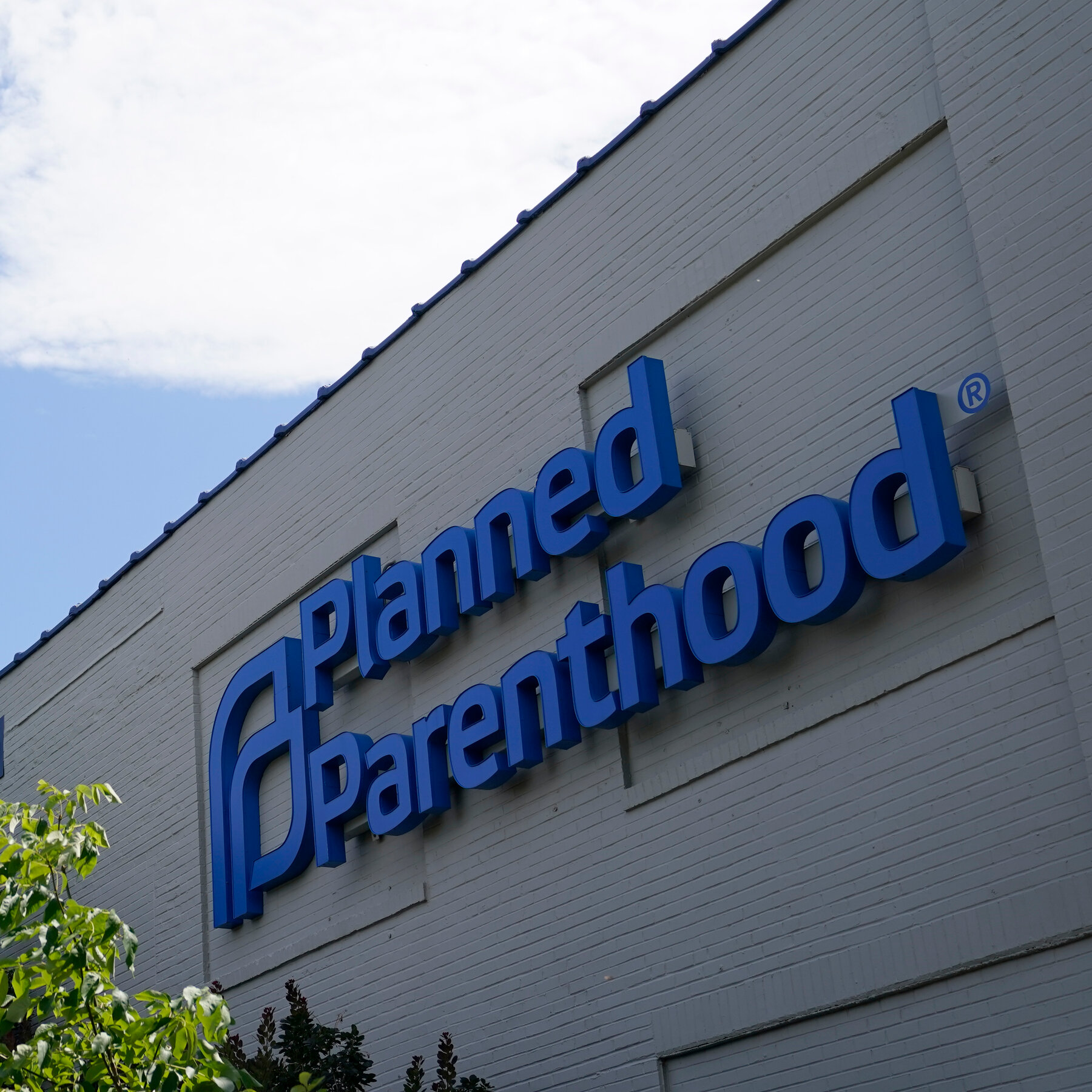 Most Planned Parenthood Clinics Are Ineligible for Medicaid Money After Court Ruling