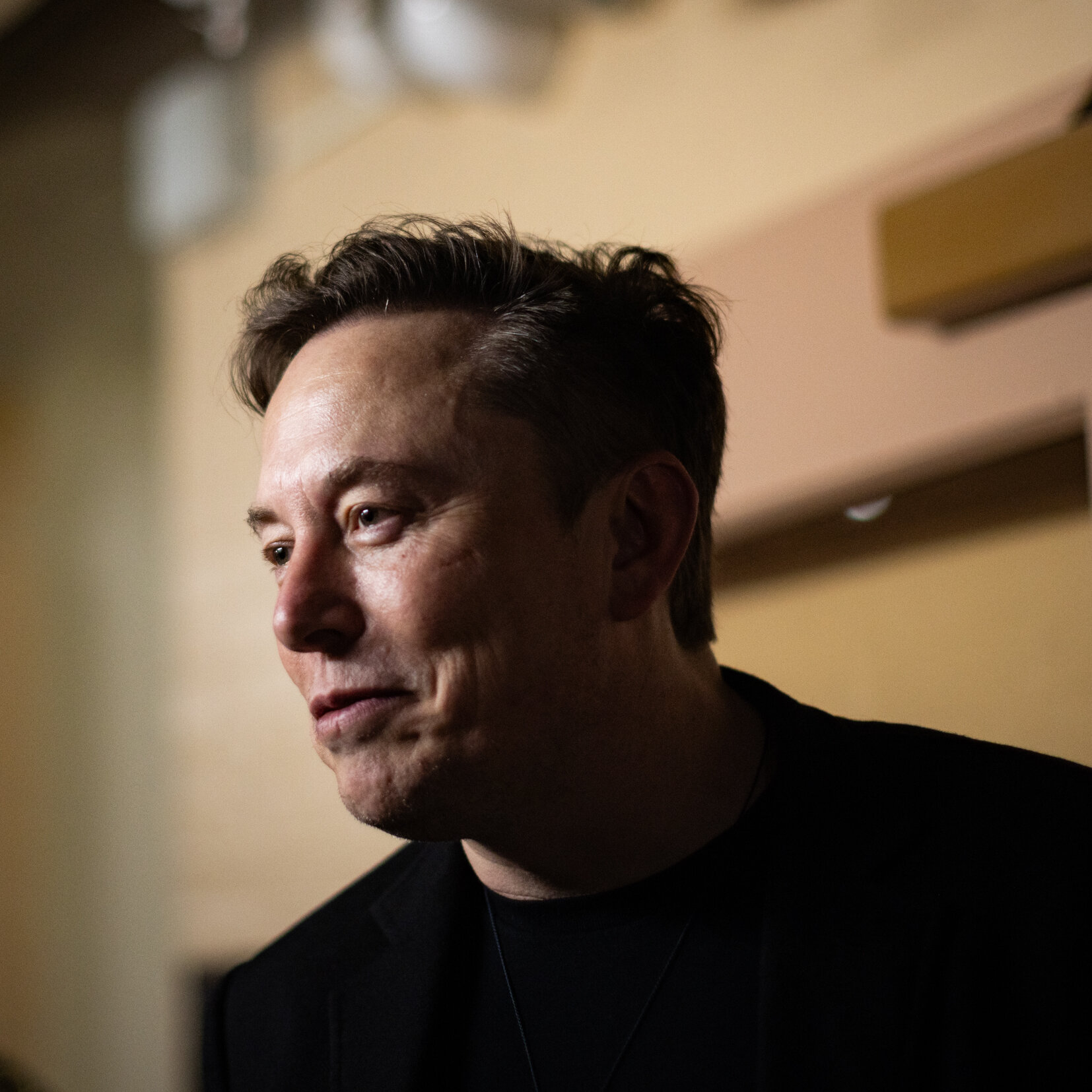 Musk Offers $100 to Wisconsin Voters, Bringing Back a Controversial Tactic