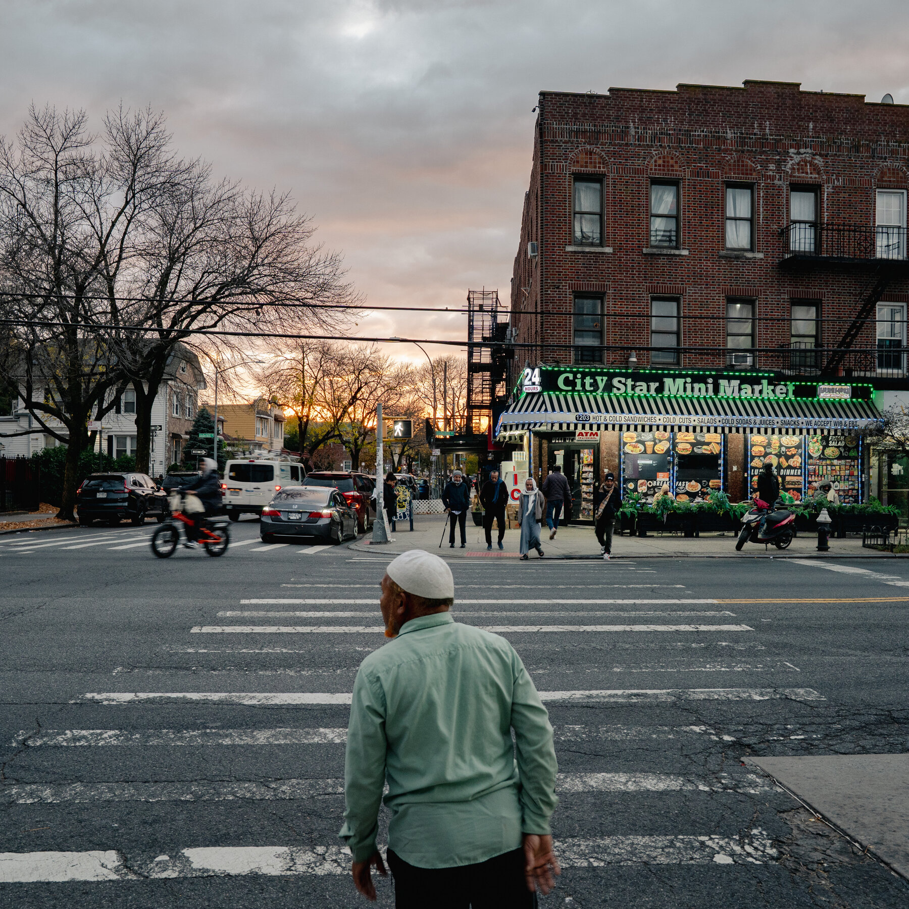 Muslim Voters Feel Pride and Fear, for Both Mamdani and Themselves