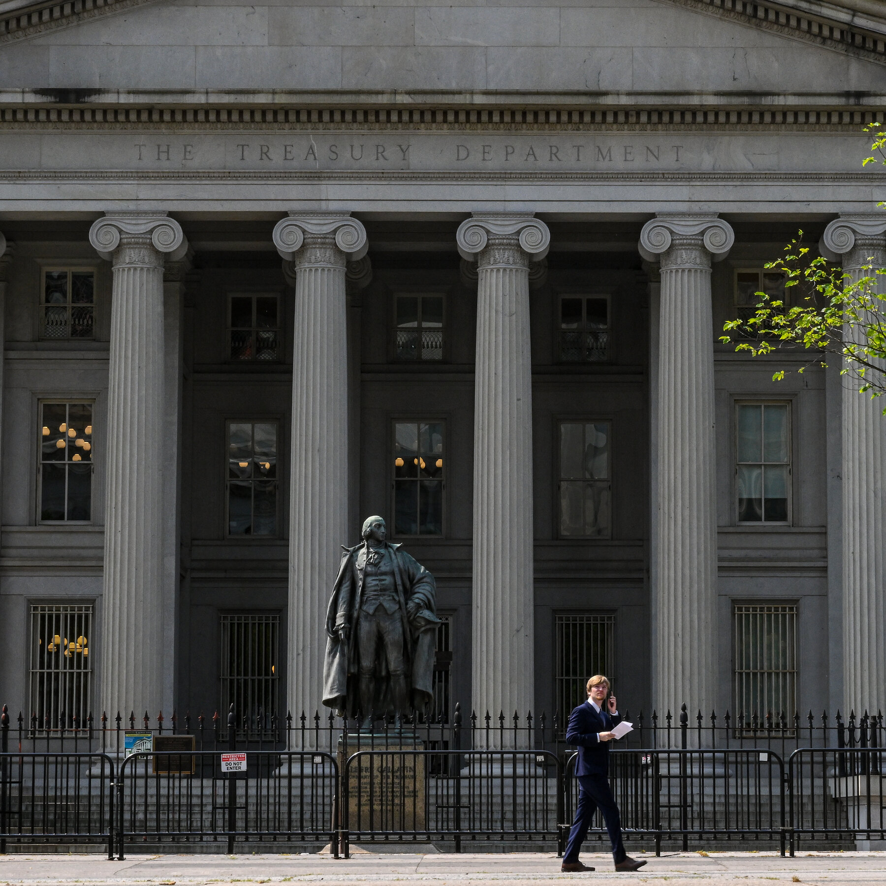 New Anti-Money Laundering Measures Pass a Legal Roadblock