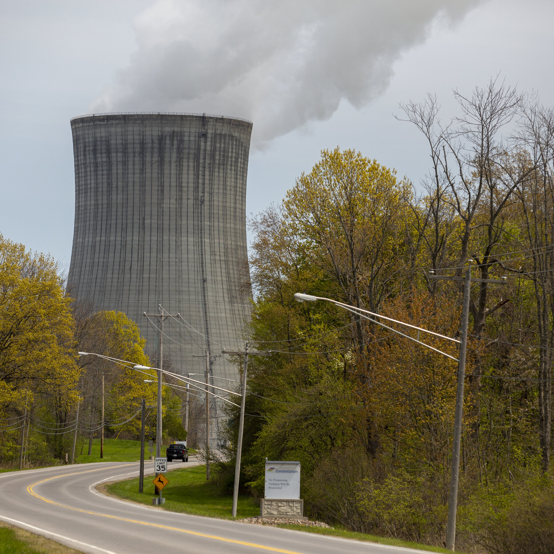 New York Again Embraces Nuclear Power With Plans to Build New Plant