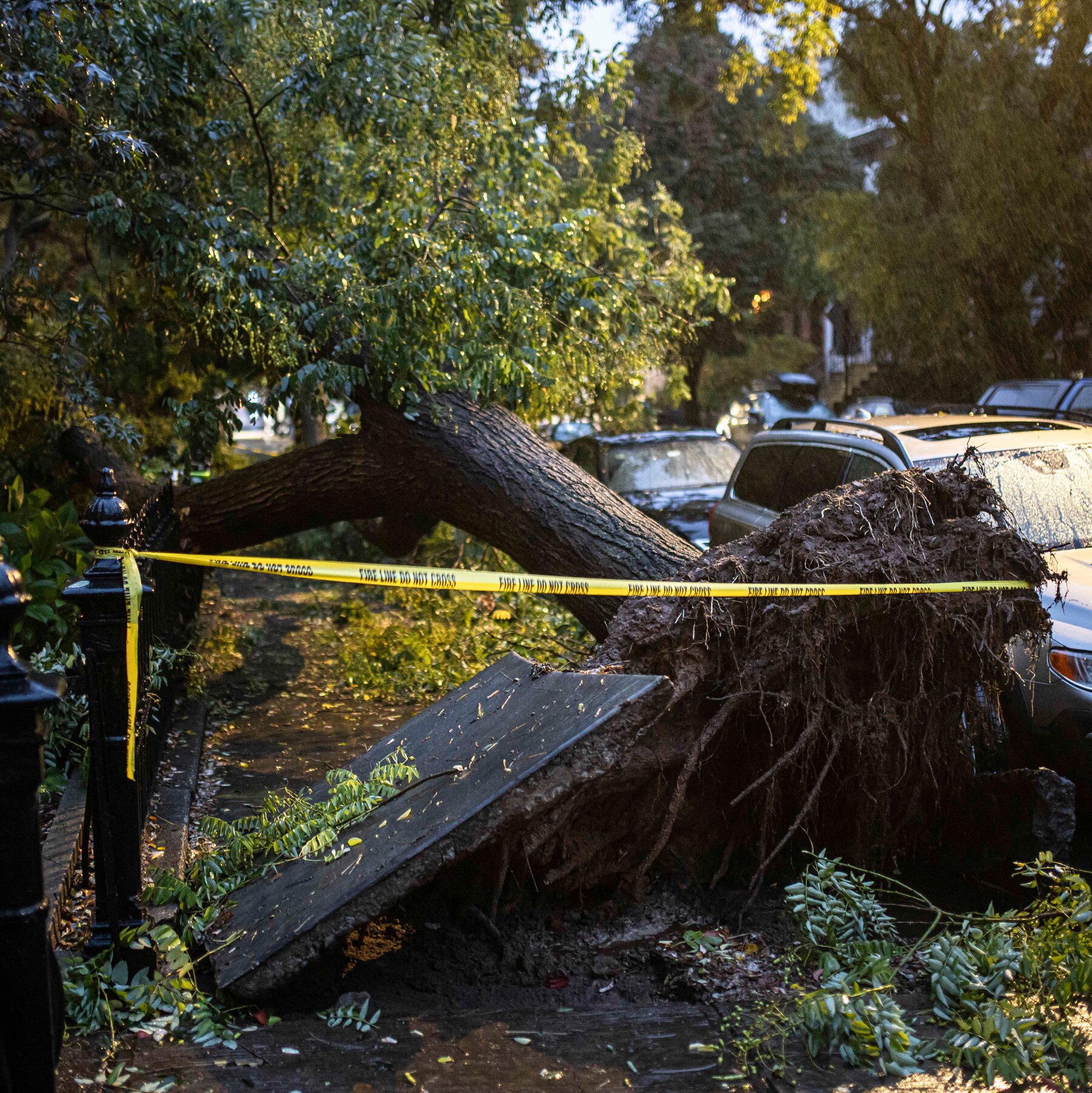 New York Braces for Potential Flooding and Heavy Winds From Nor’Easter