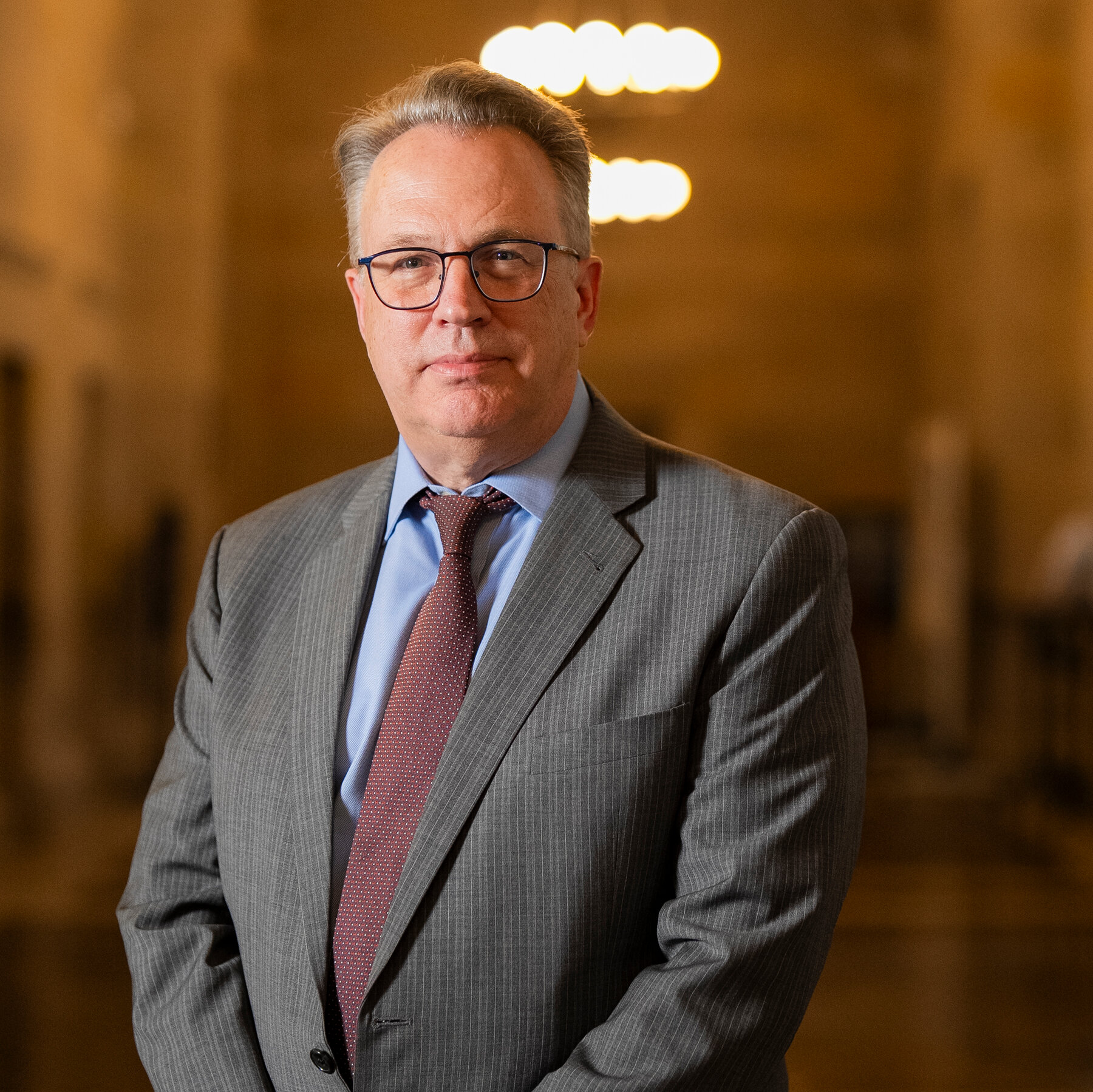 New York Fed’s John Williams Favors More Rate Cuts
