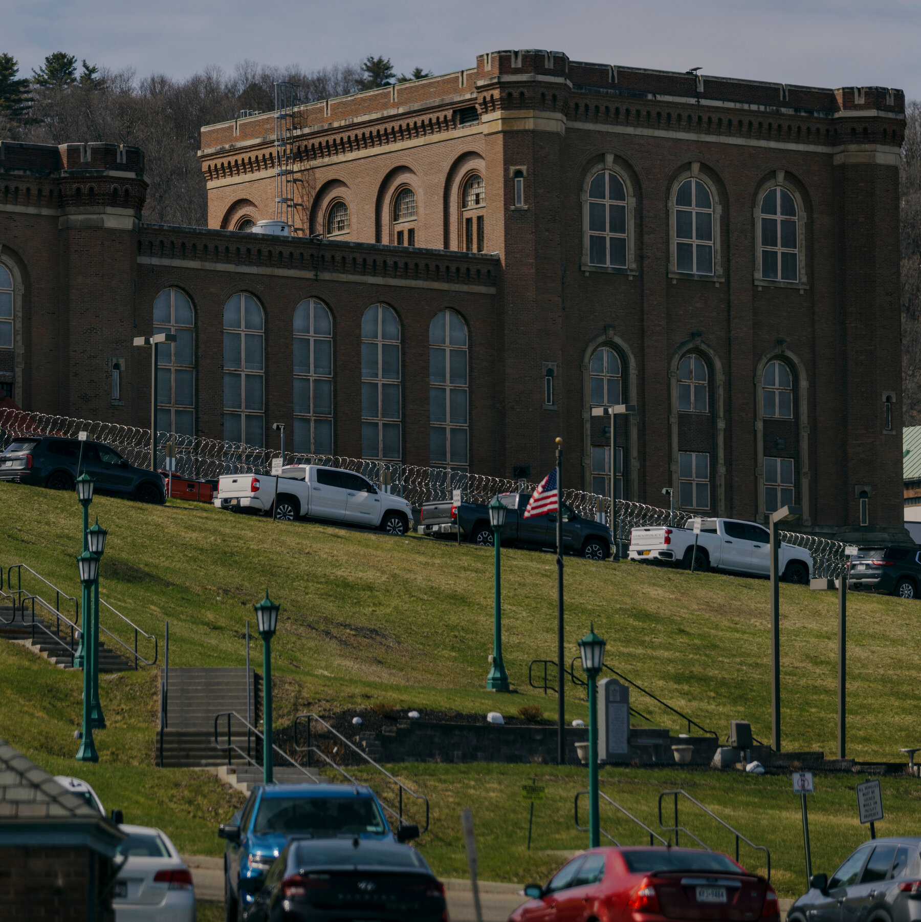 New York Prisons Accused of Defying Judge on Solitary Confinement