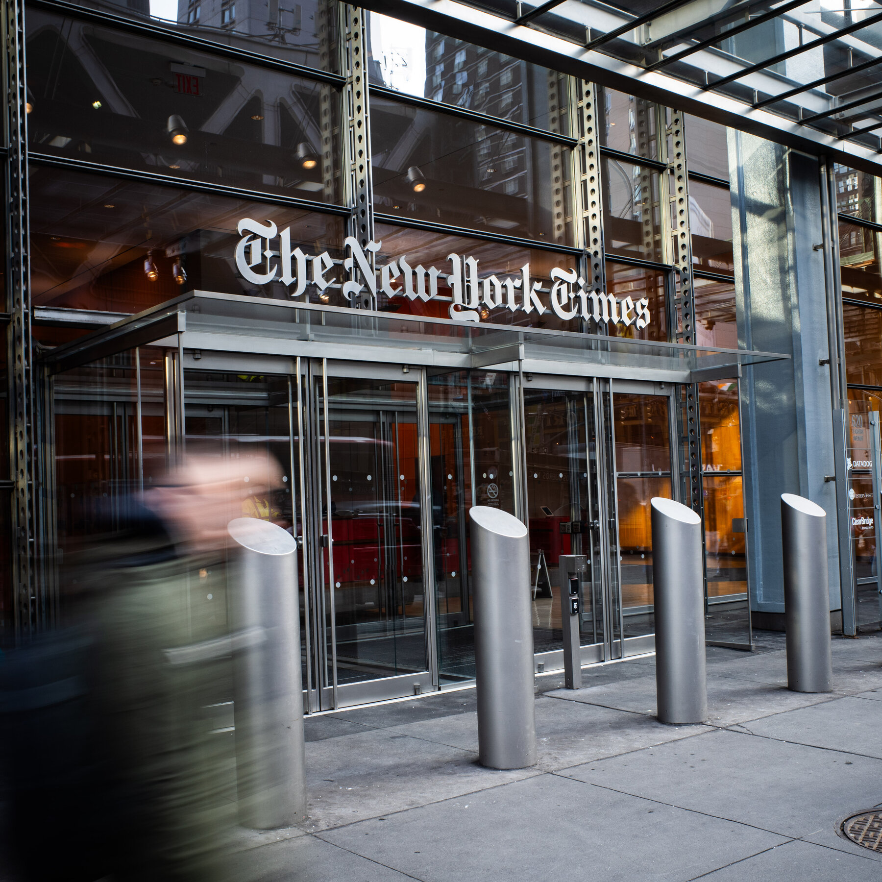 New York Times Revenue Jumps 9.7% From Subscriptions and Ads
