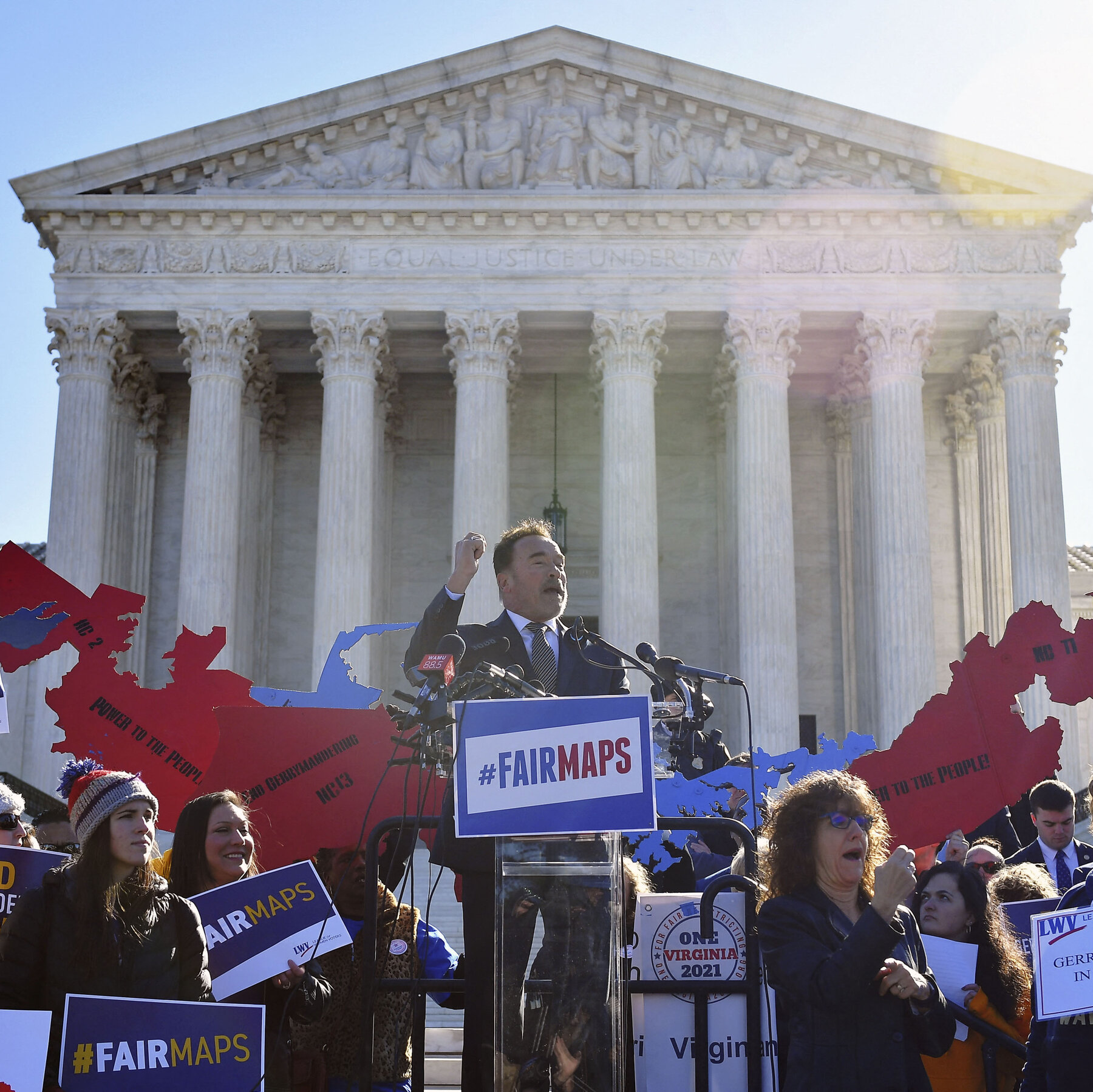 Newsom’s Gerrymander of California Has a Formidable Foe: Schwarzenegger